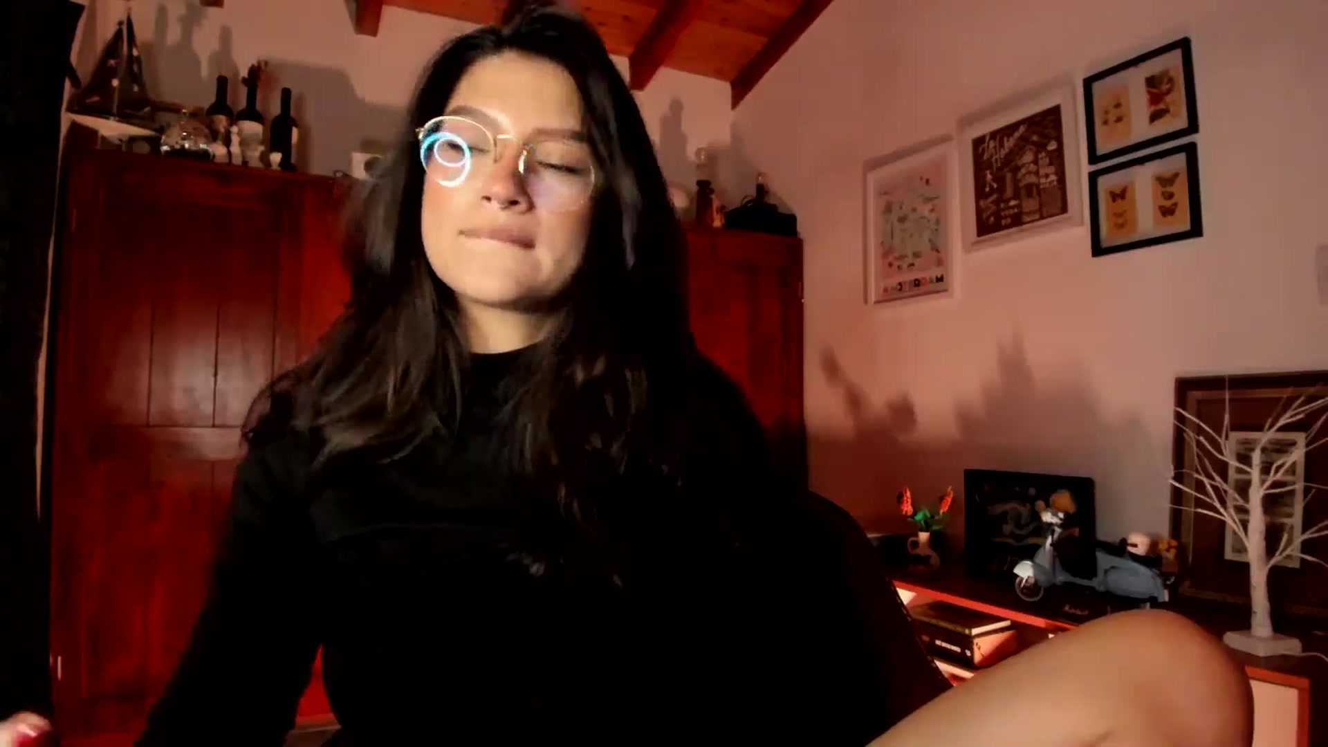 Gallery image thumbnail from Lindsoft's myfreecams stream on, 01/13/2026, 03:51 image 5 of 20