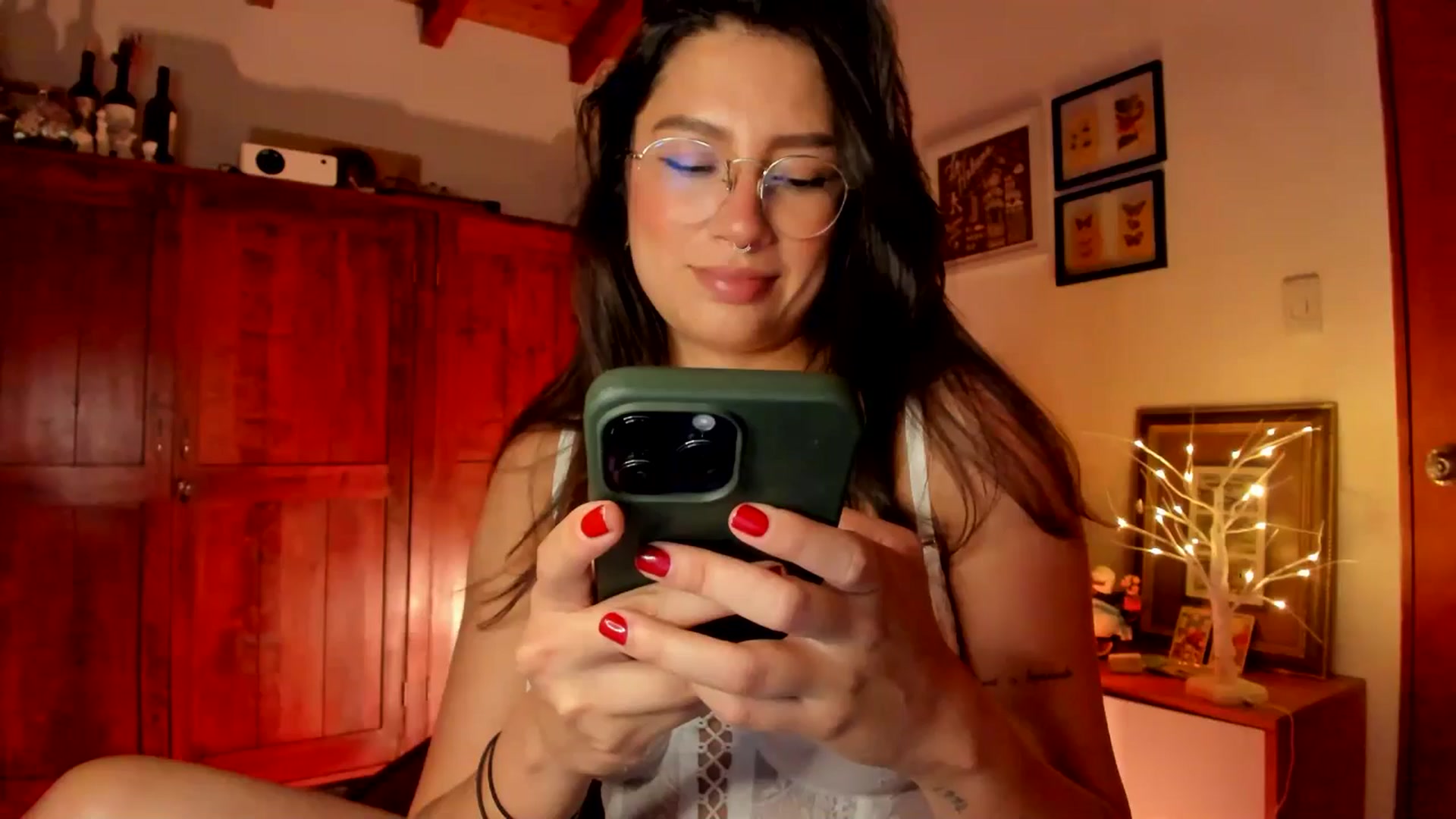 Gallery image thumbnail from Lindsoft's myfreecams stream on, 01/15/2026, 03:04 image 3 of 20
