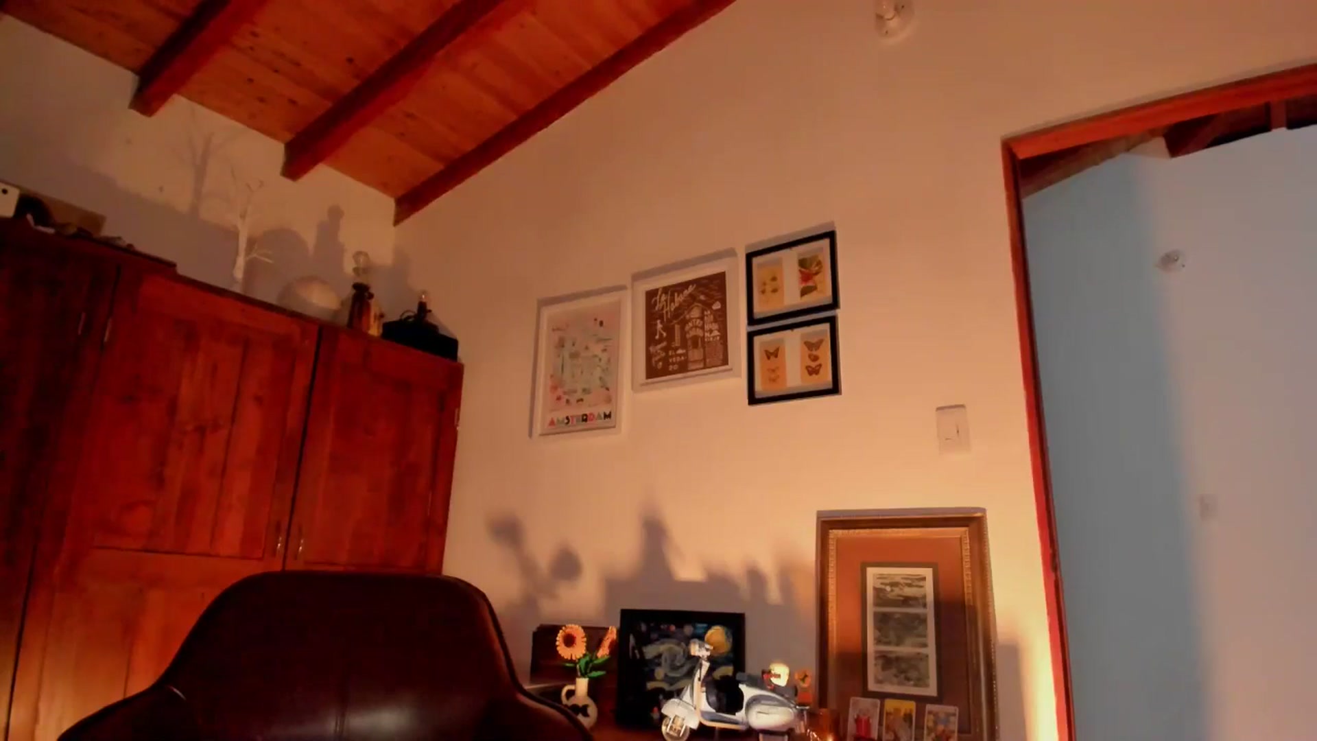 Gallery image thumbnail from Lindsoft's myfreecams stream on, 01/21/2026, 24:00 image 6 of 20