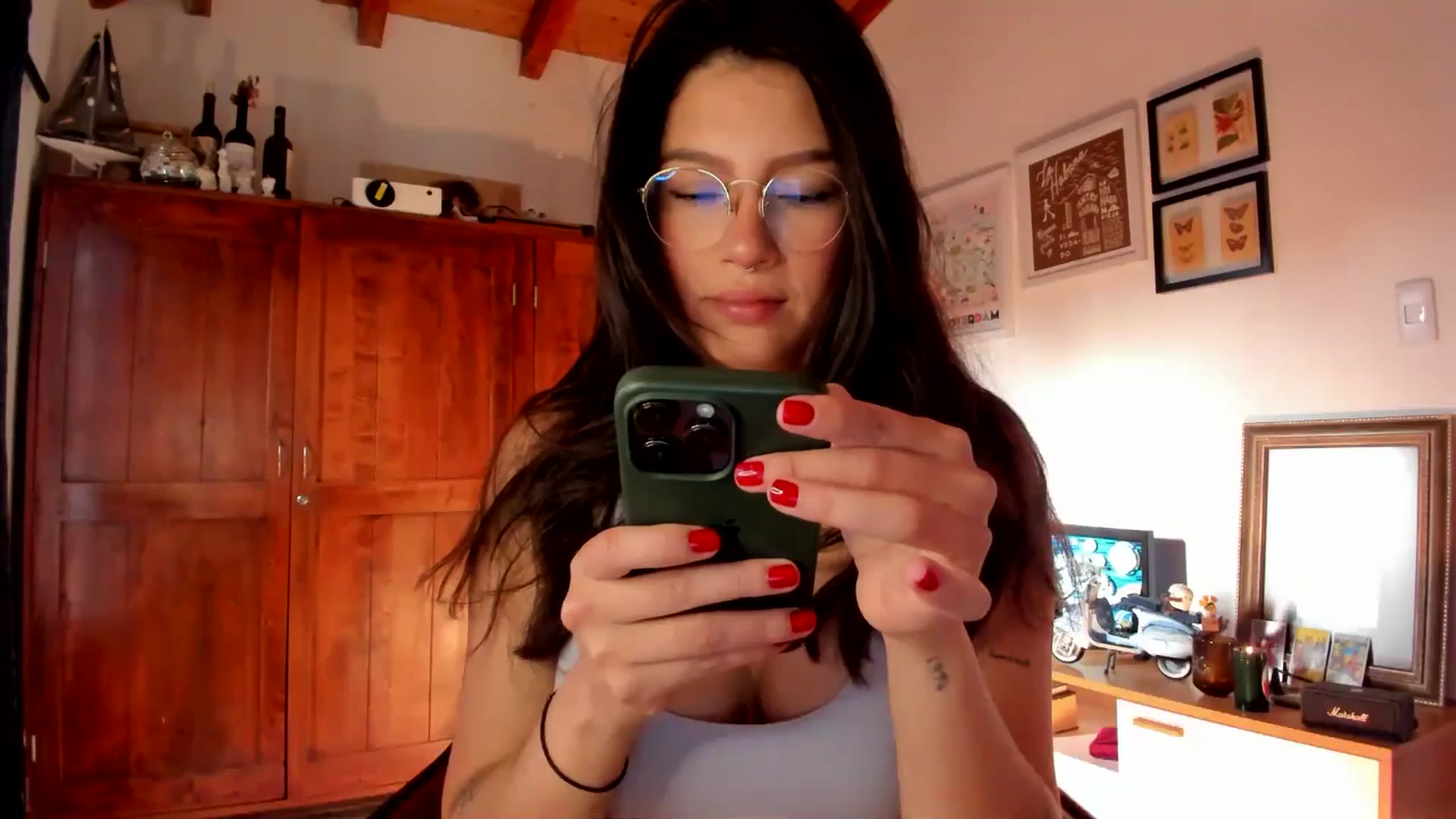 Gallery image thumbnail from Lindsoft's myfreecams stream on, 01/25/2026, 13:19 image 1 of 20