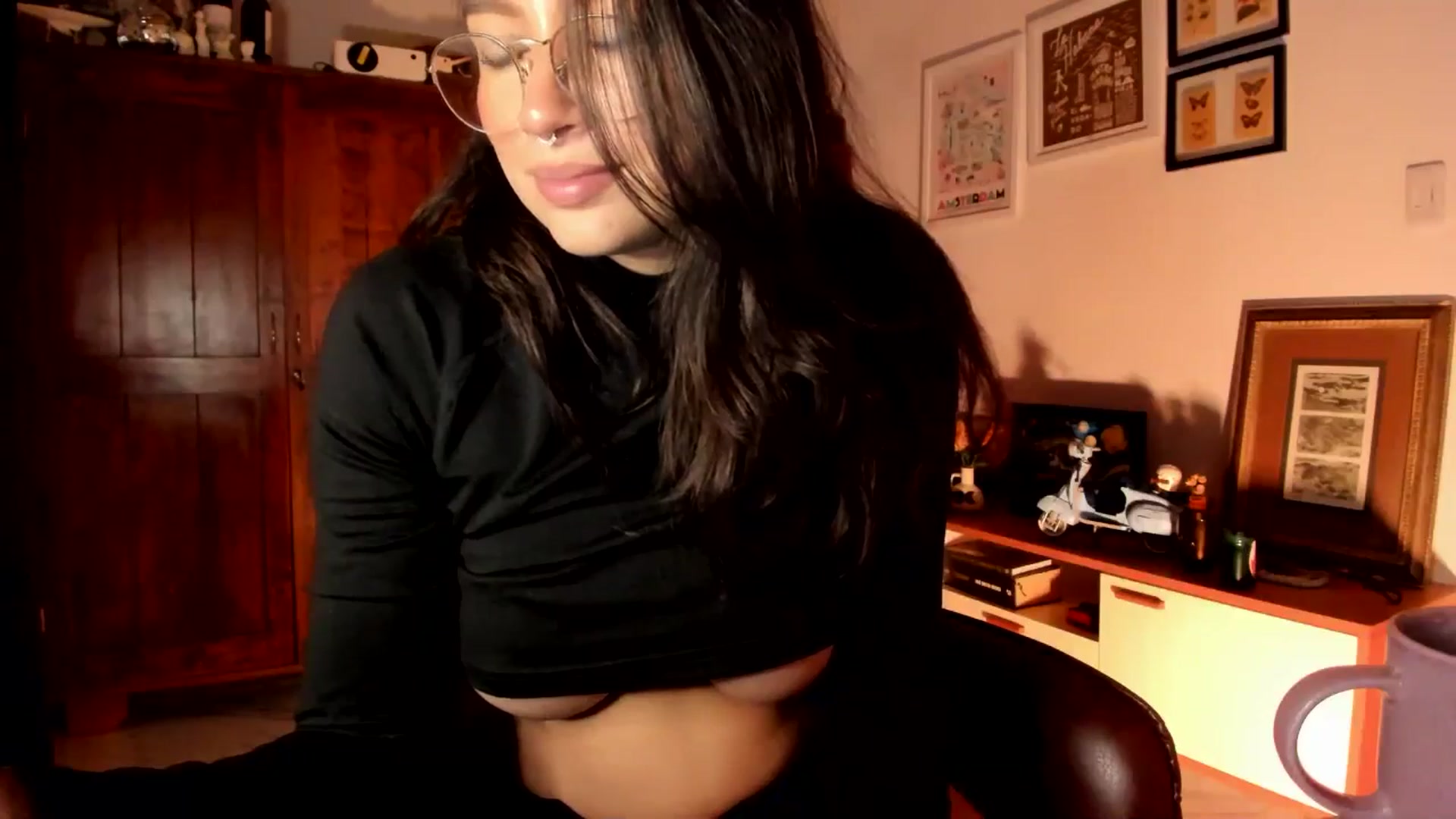 Gallery image thumbnail from Lindsoft's myfreecams stream on, 02/02/2026, 02:40 image 18 of 20