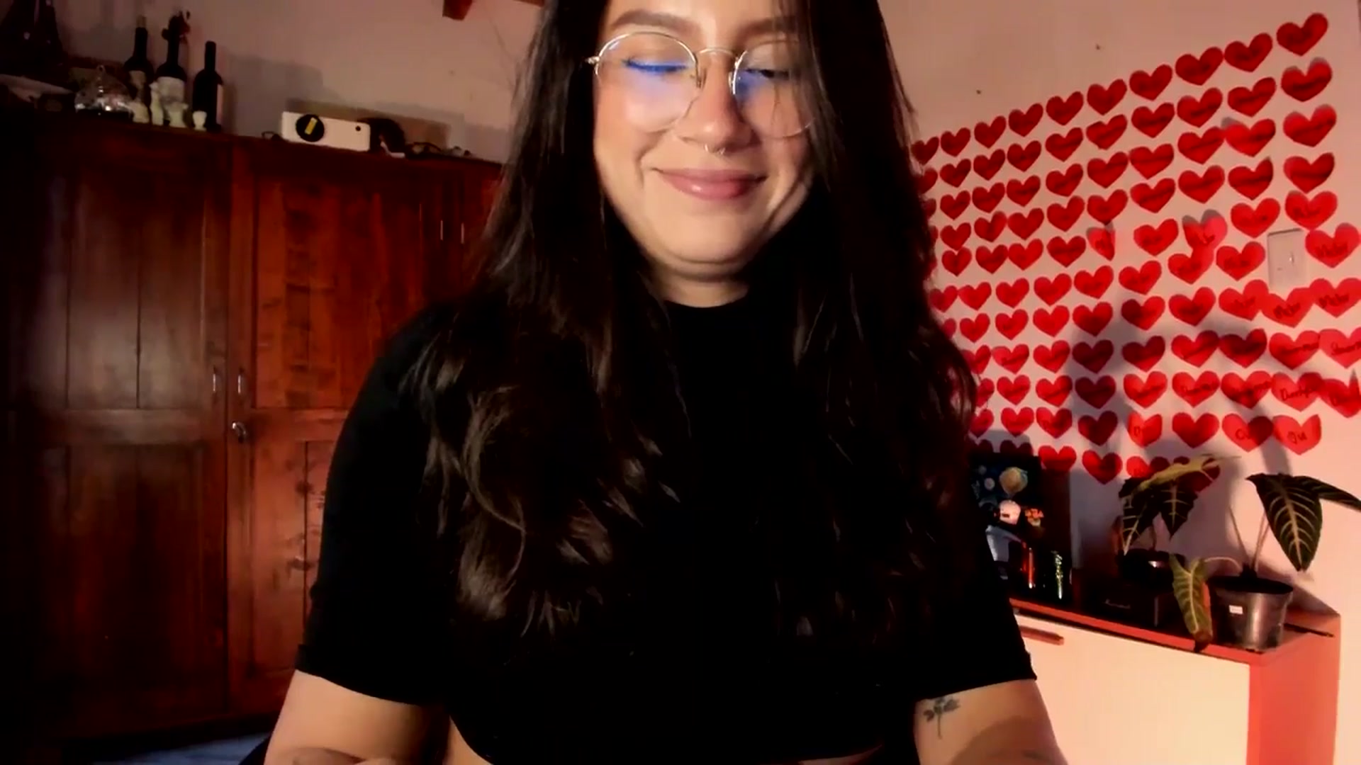 Gallery image thumbnail from Lindsoft's myfreecams stream on, 02/09/2026, 21:14 image 7 of 20