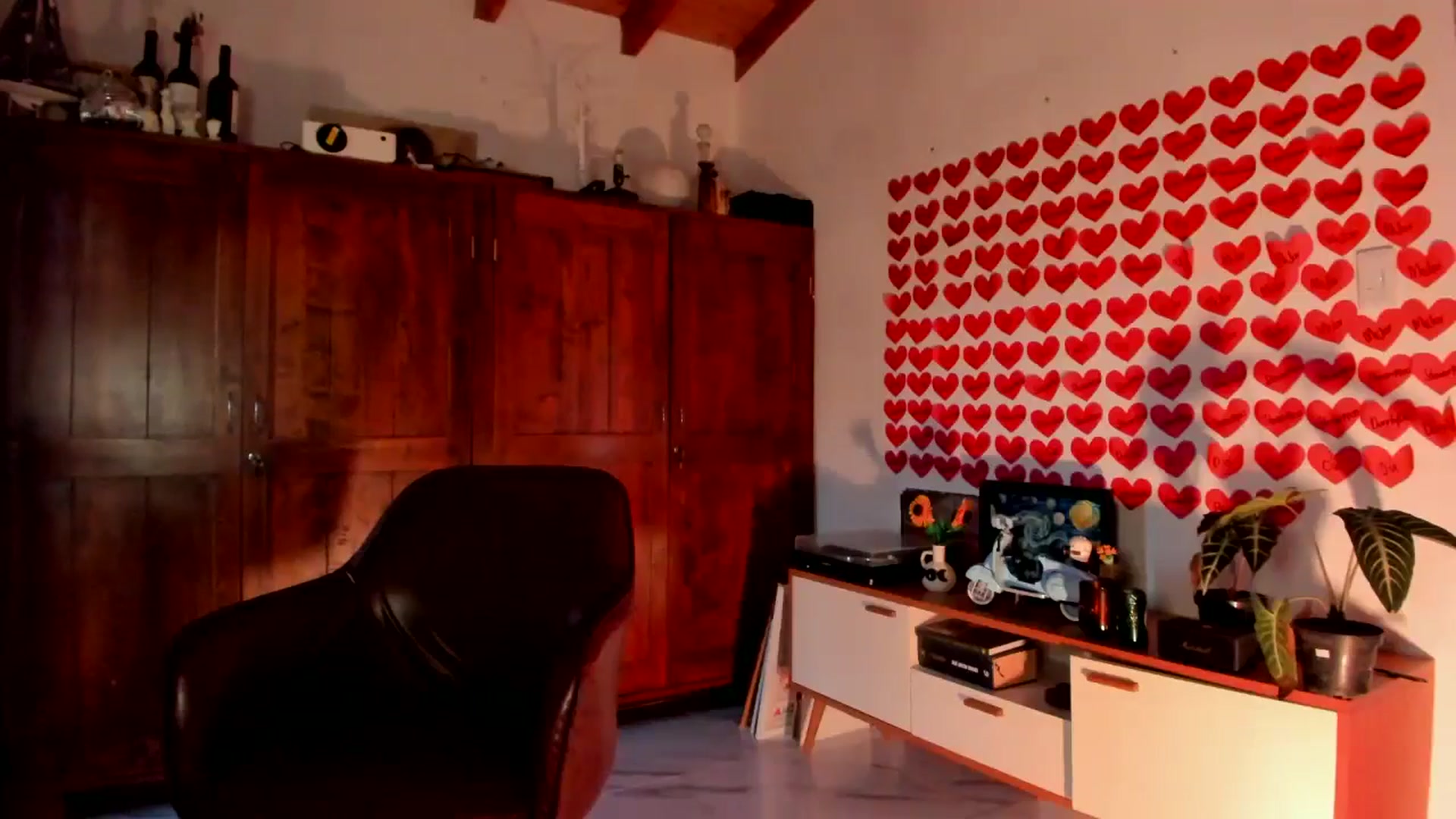 Gallery image thumbnail from Lindsoft's myfreecams stream on, 02/09/2026, 21:14 image 5 of 20