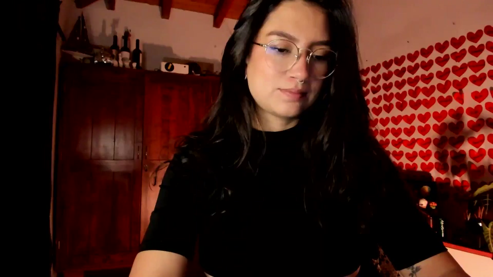 Gallery image thumbnail from Lindsoft's myfreecams stream on, 02/10/2026, 03:07 image 2 of 20