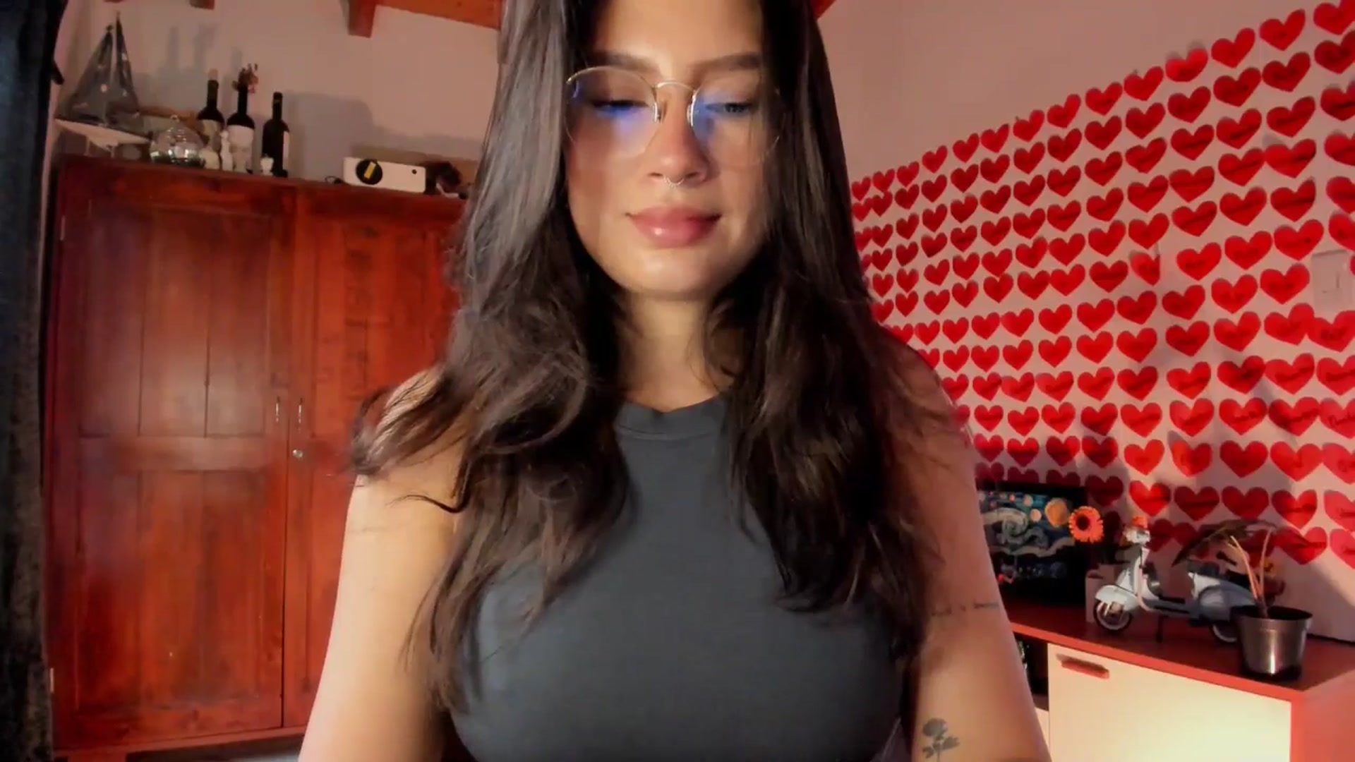 Gallery image thumbnail from Lindsoft's myfreecams stream on, 02/22/2026, 18:06 image 20 of 20