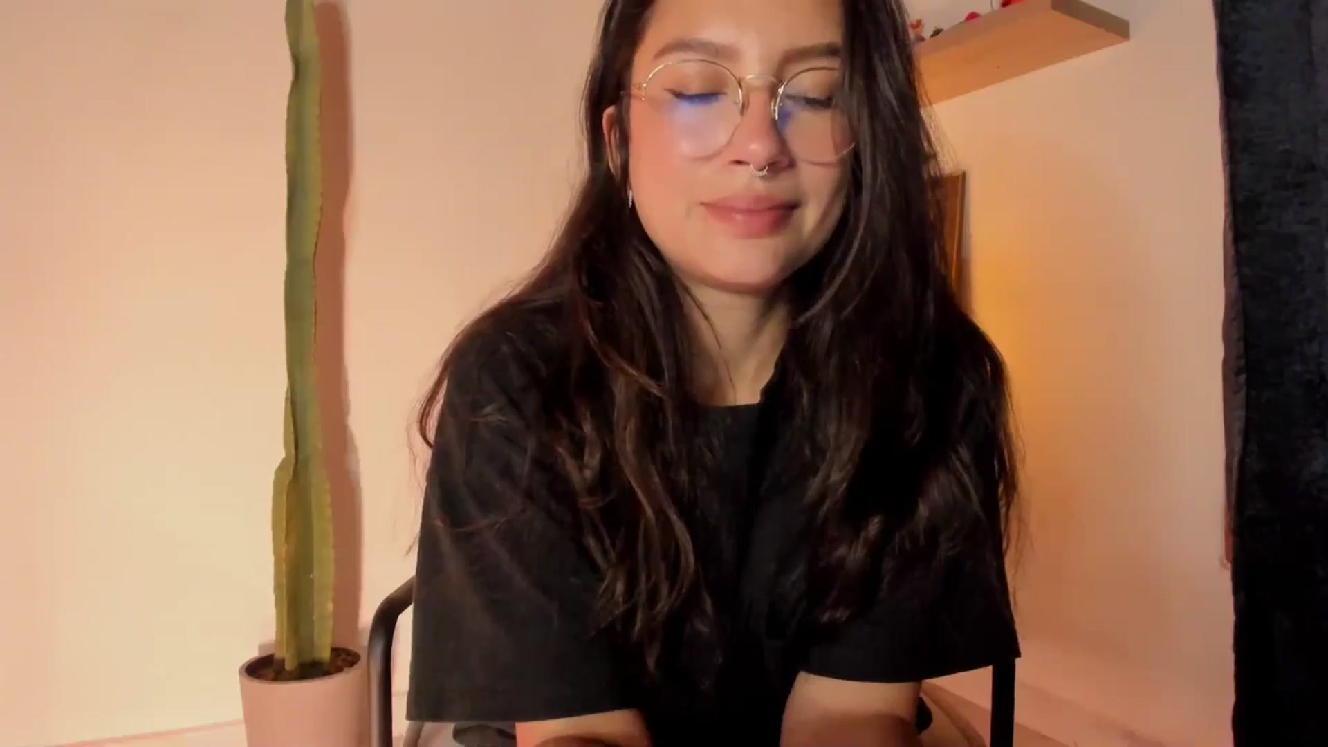 Gallery image thumbnail from Lindsoft's myfreecams stream on, 03/05/2026, 02:21 image 3 of 20