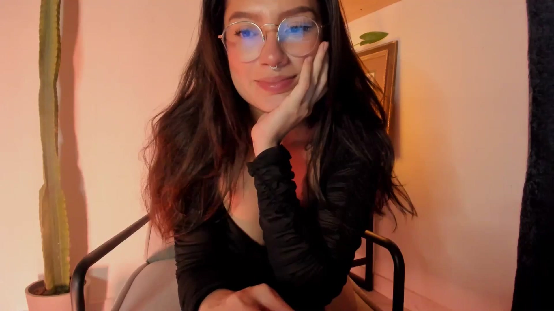 Gallery image thumbnail from Lindsoft's myfreecams stream on, 03/09/2026, 03:51 image 6 of 20