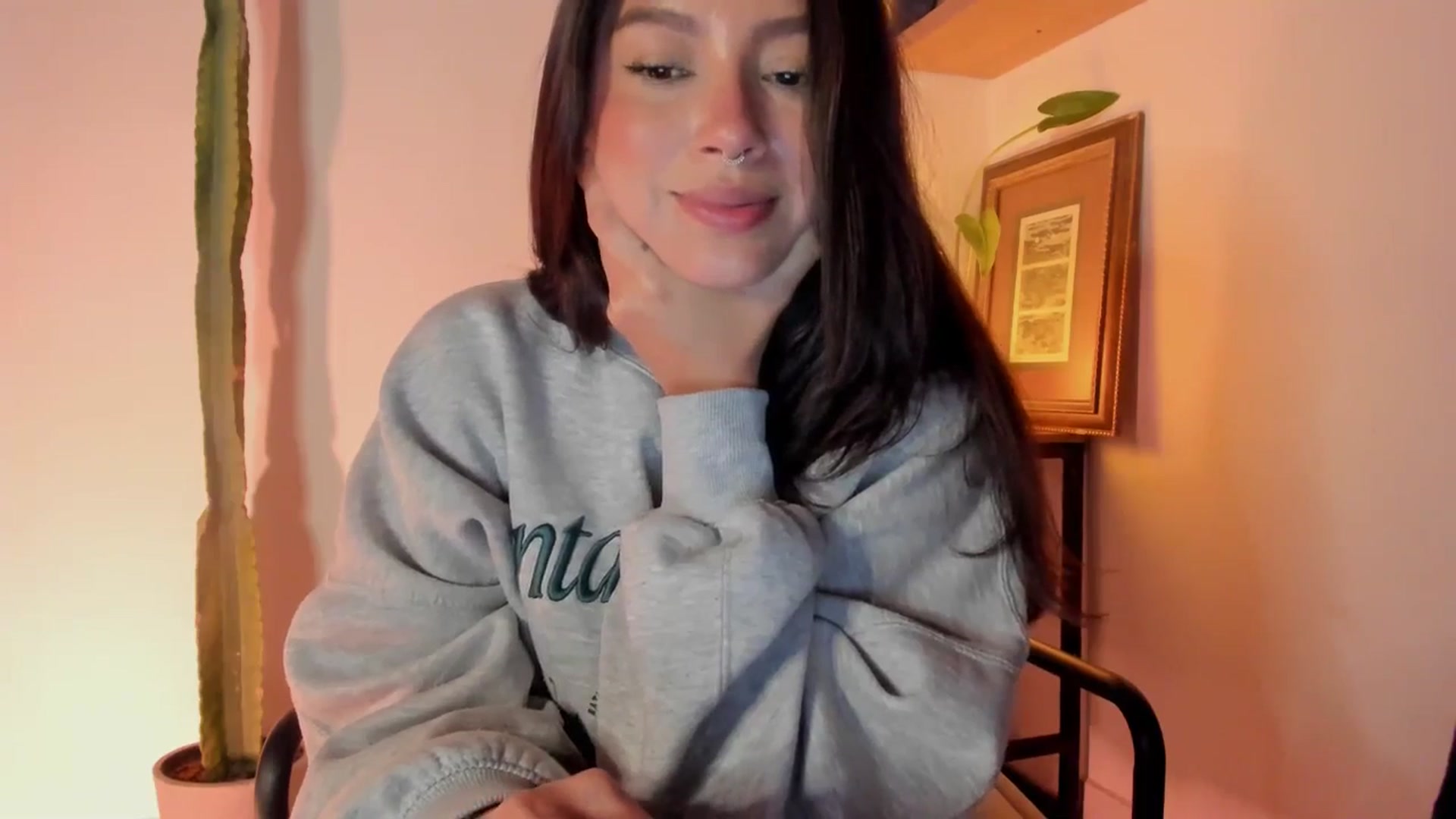 Gallery image thumbnail from Lindsoft's myfreecams stream on, 03/10/2026, 24:36 image 16 of 20
