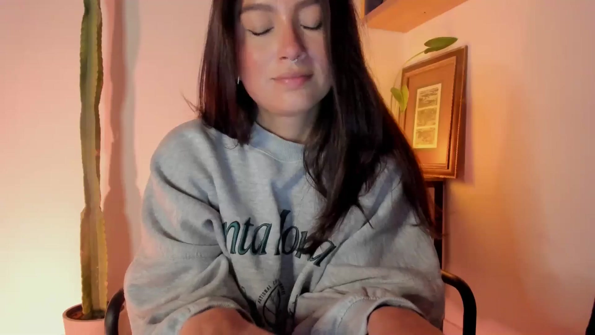 Gallery image thumbnail from Lindsoft's myfreecams stream on, 03/10/2026, 24:35 image 10 of 20