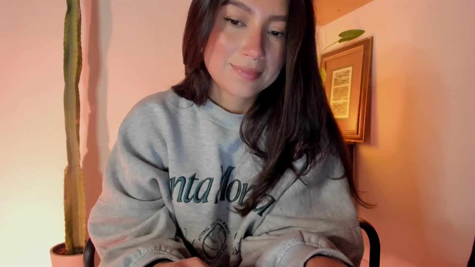 Gallery image thumbnail from Lindsoft's myfreecams stream on, 03/10/2026, 24:35 image 9 of 20