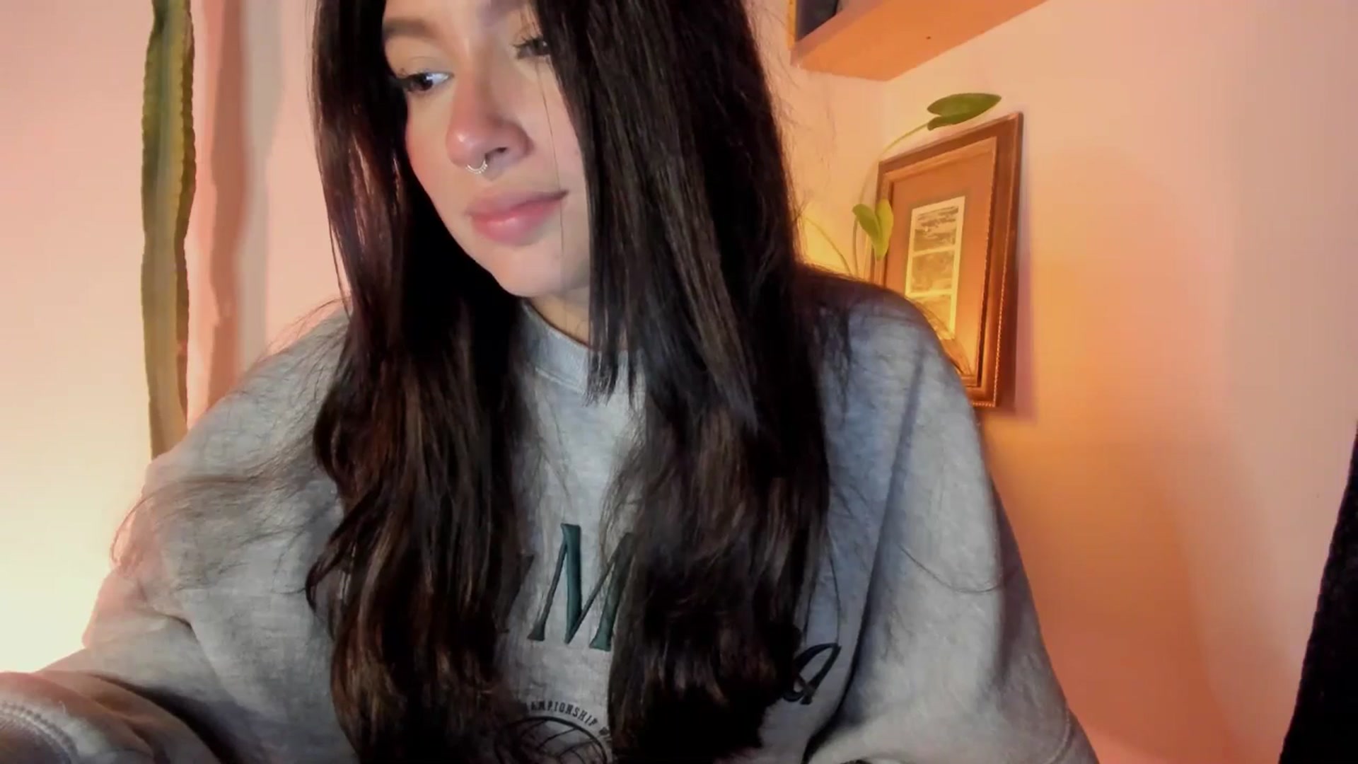 Gallery image thumbnail from Lindsoft's myfreecams stream on, 03/10/2026, 24:35 image 5 of 20