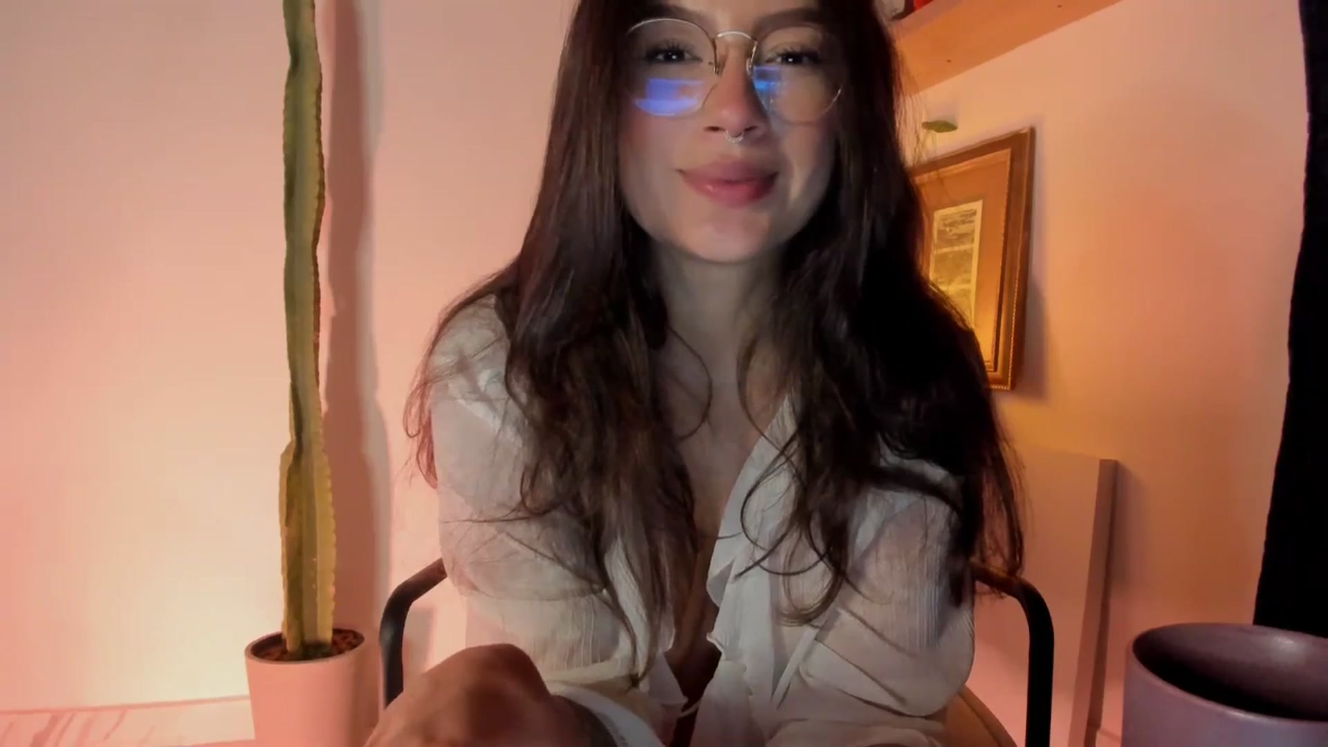 Gallery image thumbnail from Lindsoft's myfreecams stream on, 03/24/2026, 03:43 image 10 of 20