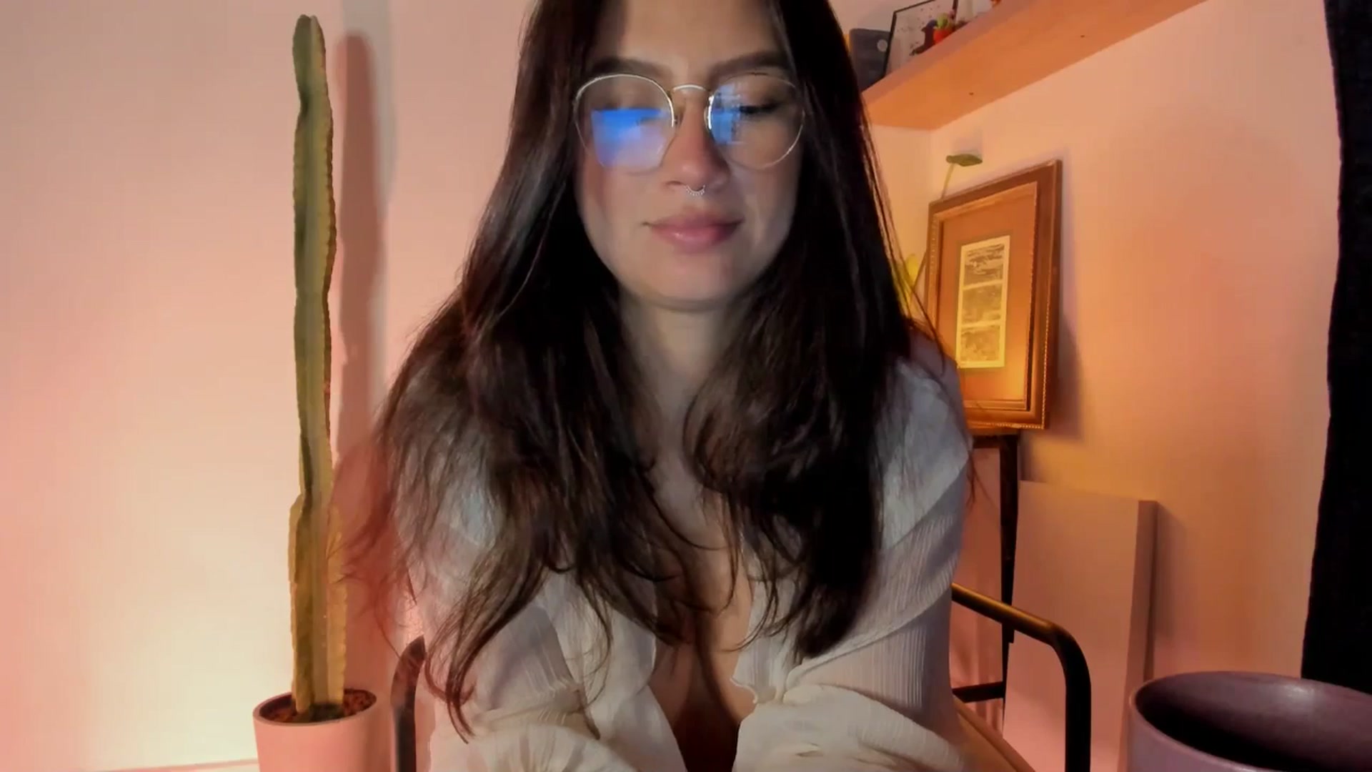 Gallery image thumbnail from Lindsoft's myfreecams stream on, 03/24/2026, 03:43 image 15 of 20