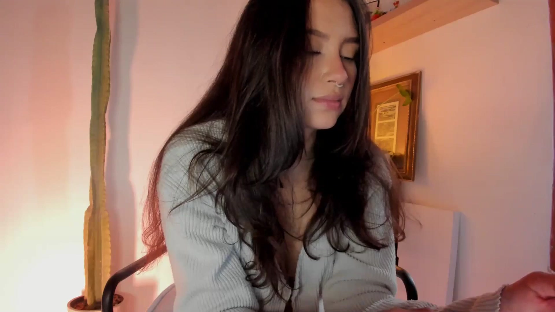Gallery image thumbnail from Lindsoft's myfreecams stream on, 03/27/2026, 19:29 image 17 of 20