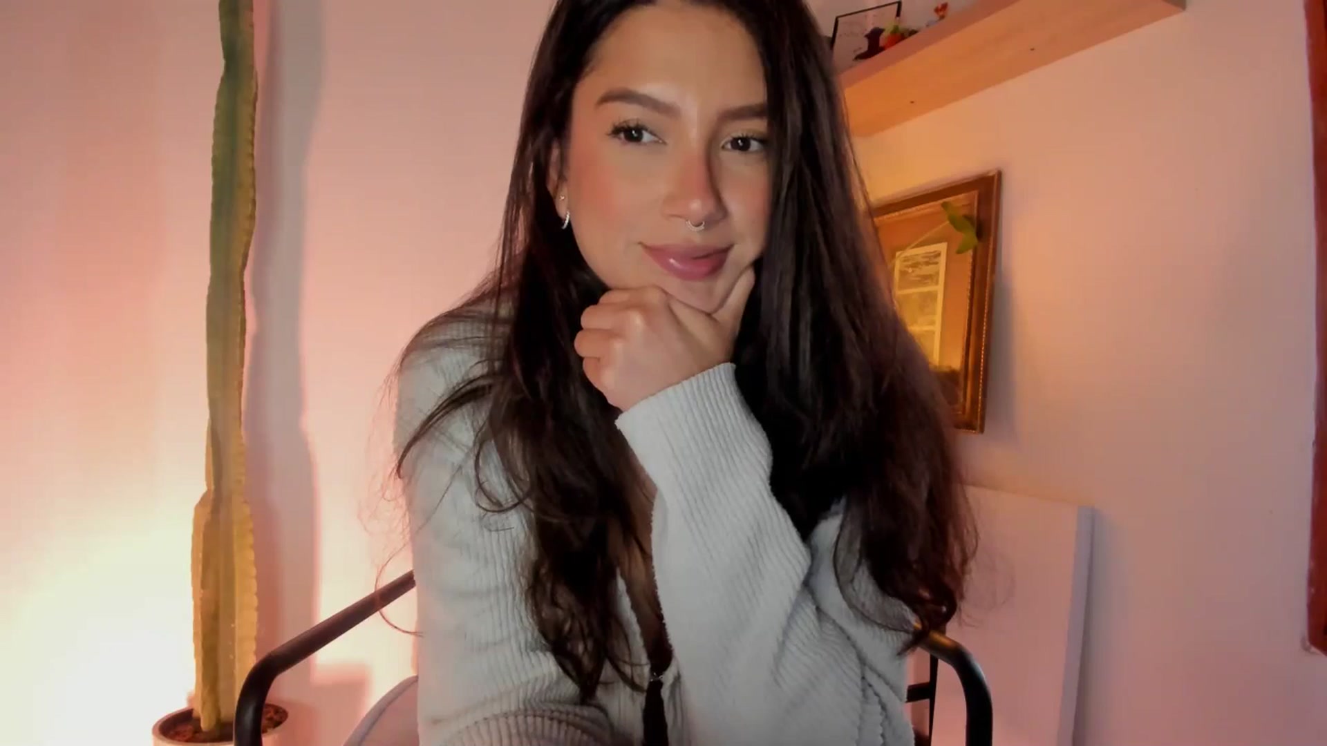 Gallery image thumbnail from Lindsoft's myfreecams stream on, 03/27/2026, 19:29 image 12 of 20