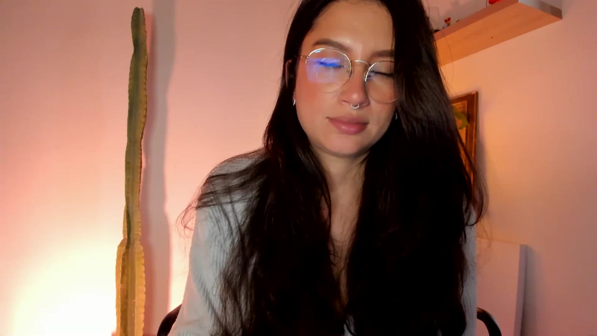 Gallery image thumbnail from Lindsoft's myfreecams stream on, 03/27/2026, 21:27 image 16 of 20