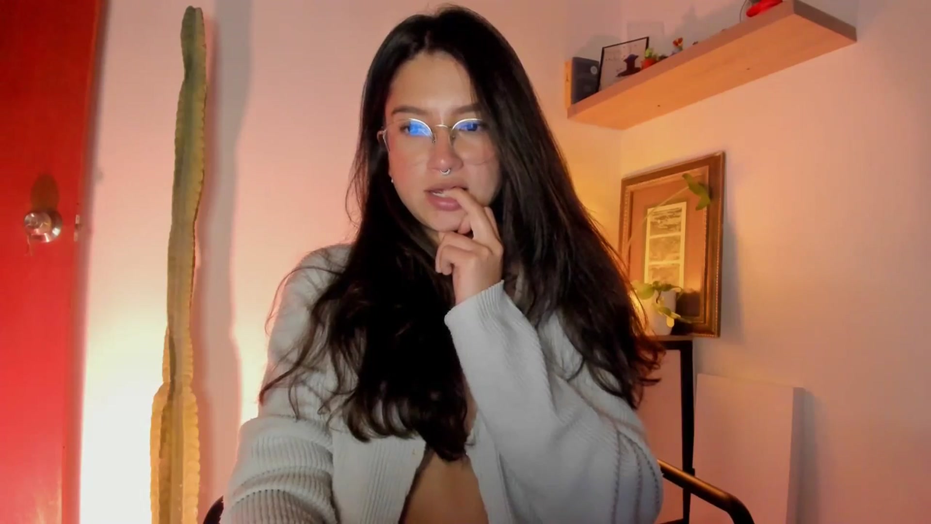 Gallery image thumbnail from Lindsoft's myfreecams stream on, 03/28/2026, 24:01 image 8 of 20