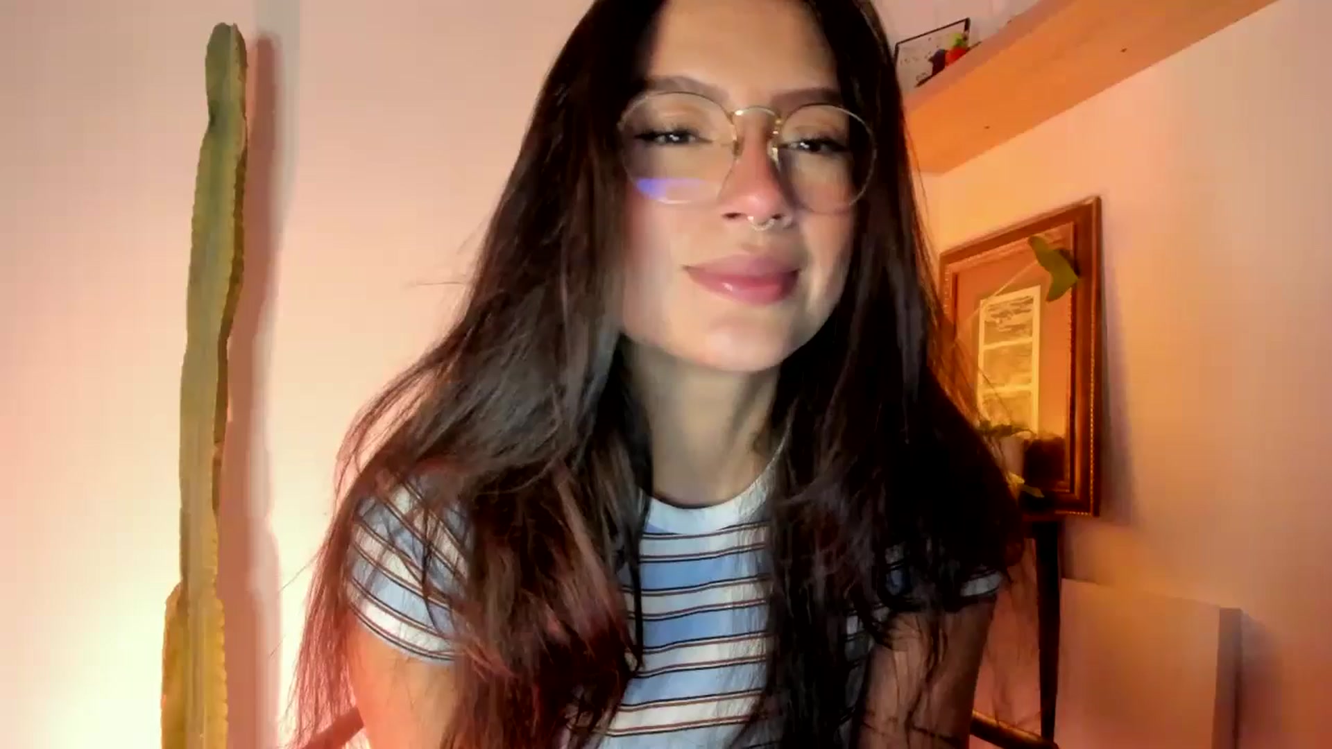 Gallery image thumbnail from Lindsoft's myfreecams stream on, 03/30/2026, 02:06 image 17 of 20