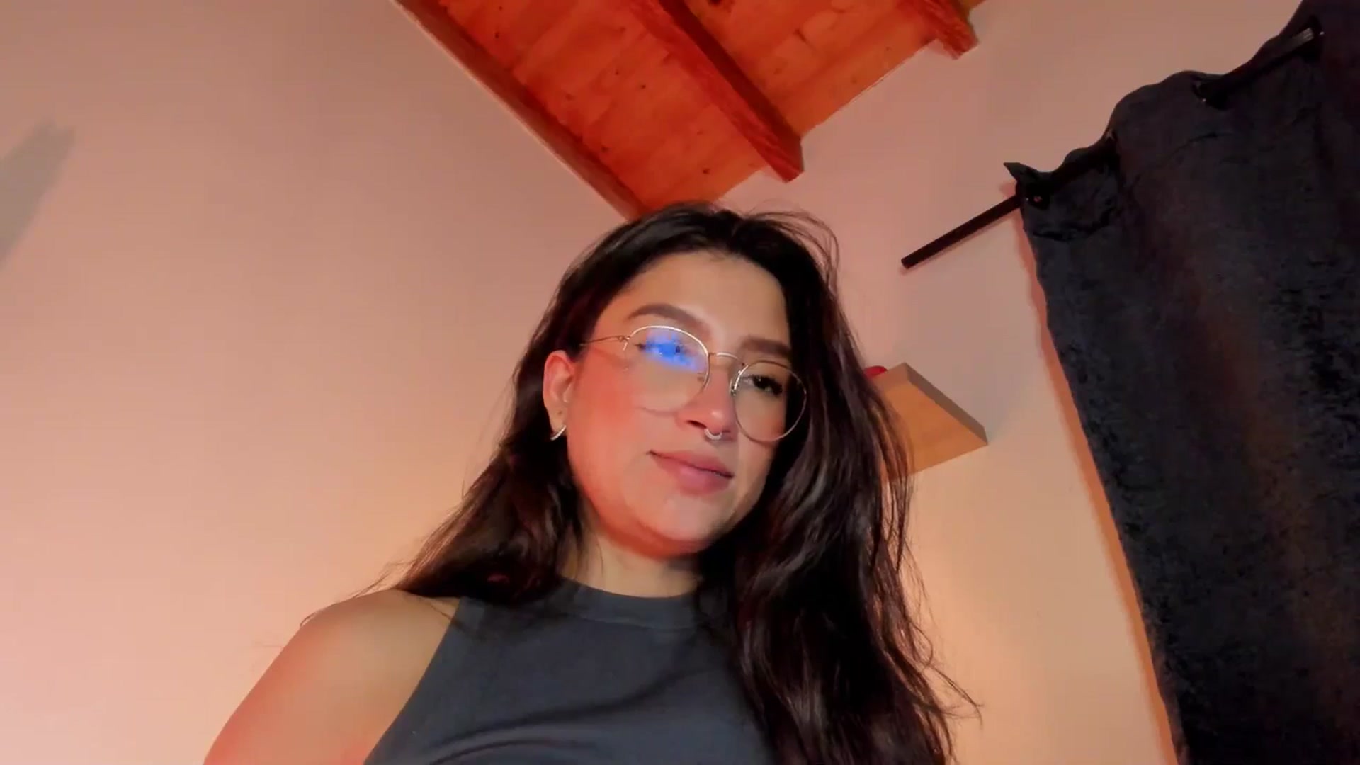 Gallery image thumbnail from Lindsoft's myfreecams stream on, 03/31/2026, 04:58 image 6 of 20