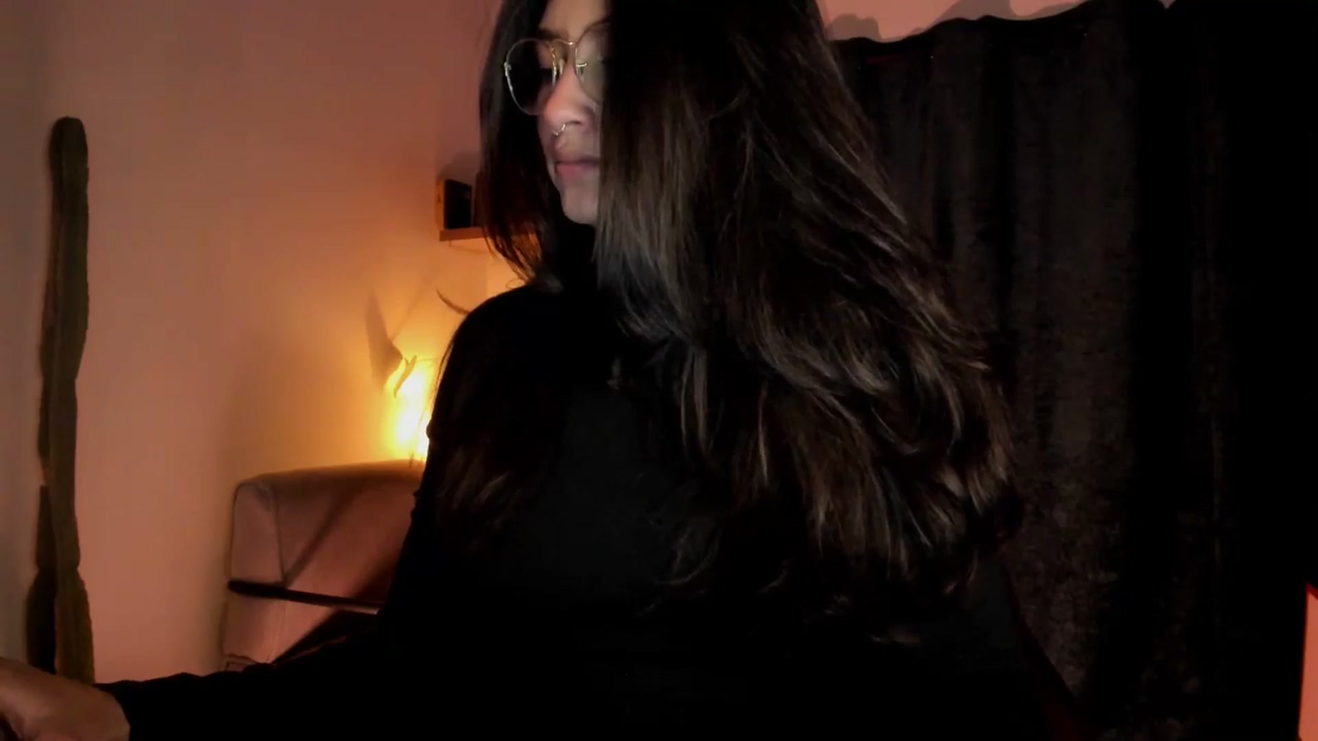 Gallery image thumbnail from Lindsoft's myfreecams stream on, 04/01/2026, 03:48 image 5 of 20