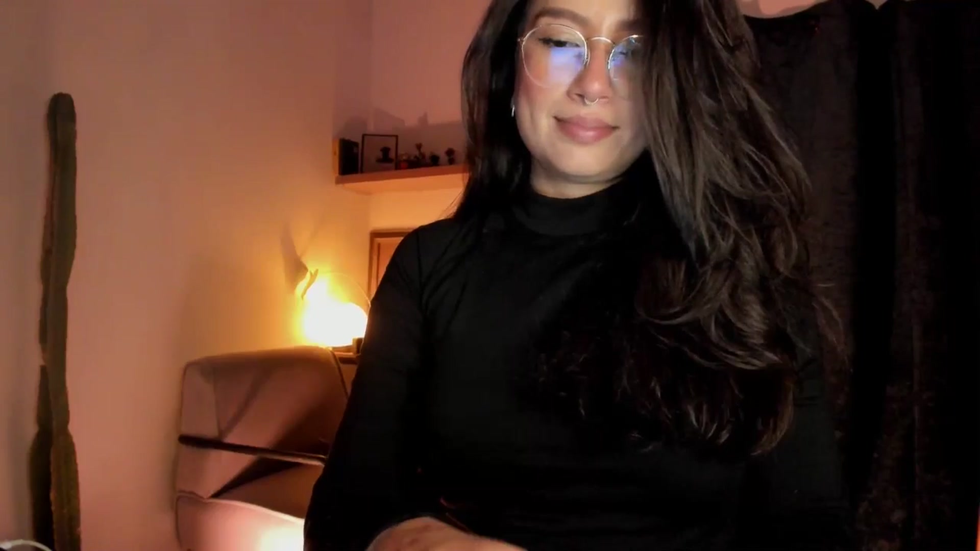 Gallery image thumbnail from Lindsoft's myfreecams stream on, 04/01/2026, 03:48 image 6 of 20