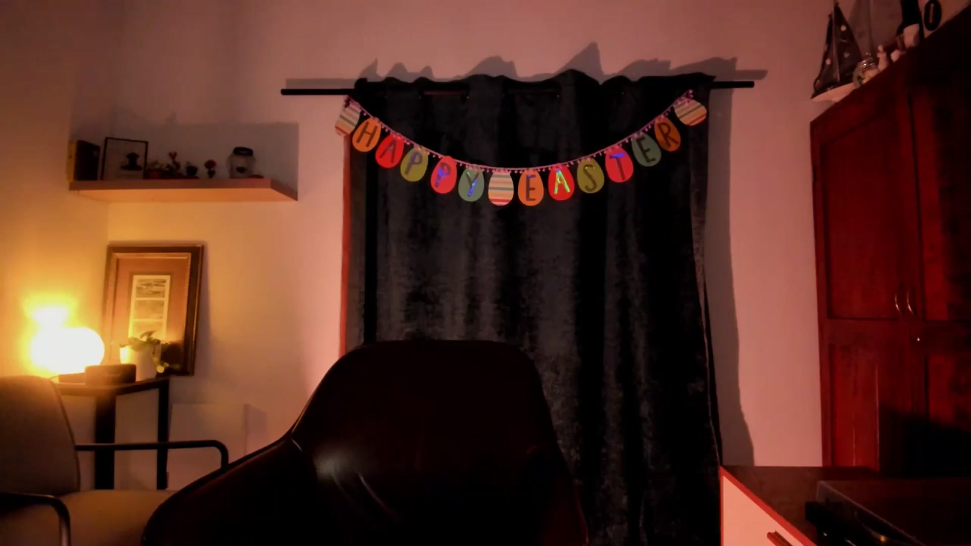 Gallery image thumbnail from Lindsoft's myfreecams stream on, 04/06/2026, 04:10 image 4 of 20
