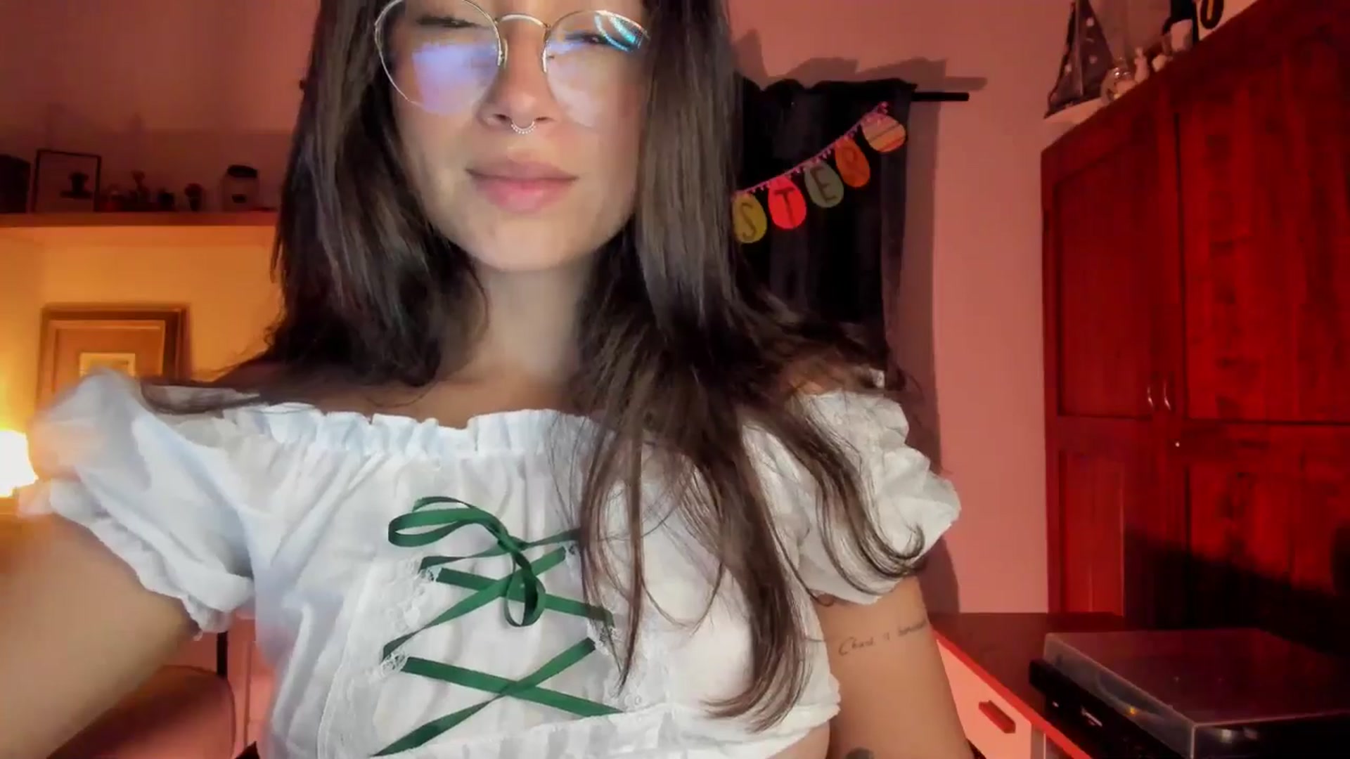 Gallery image thumbnail from Lindsoft's myfreecams stream on, 04/06/2026, 04:10 image 13 of 20