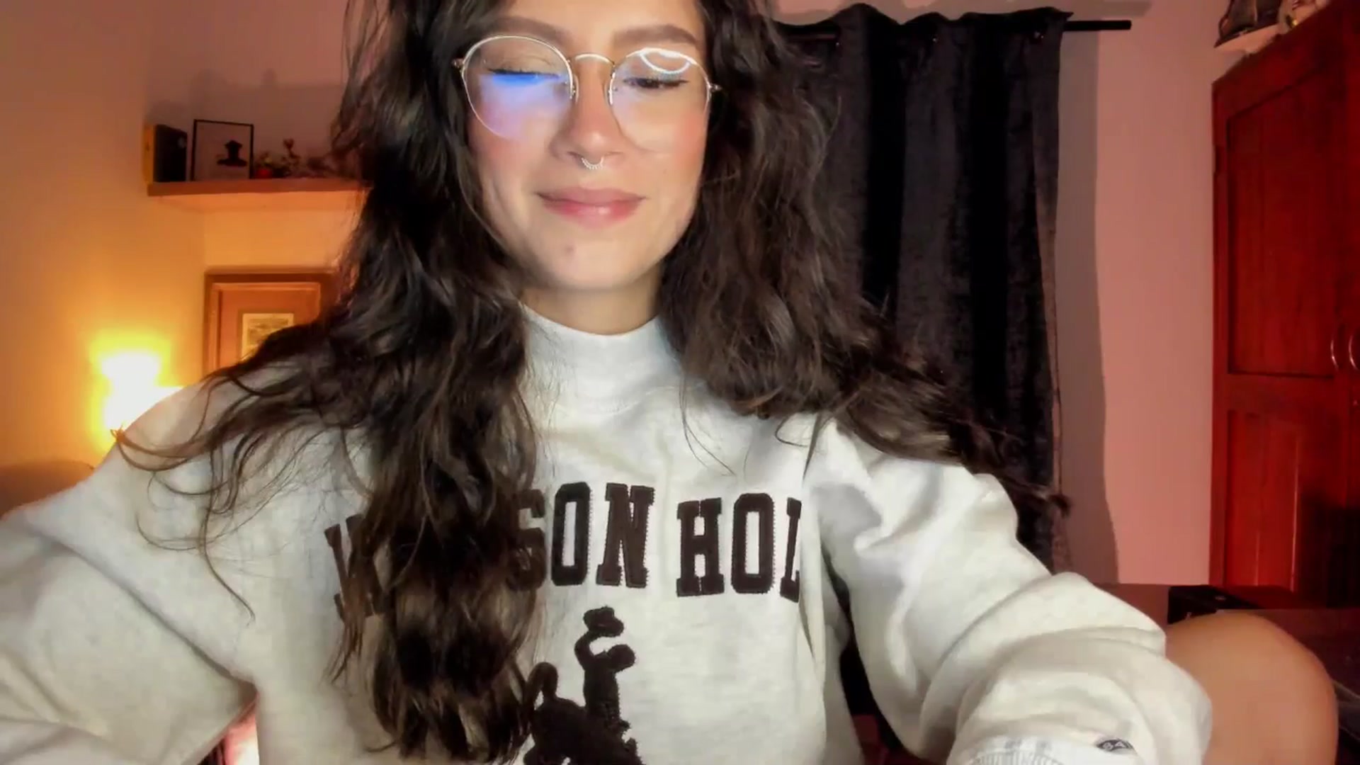 Gallery image thumbnail from Lindsoft's myfreecams stream on, 04/09/2026, 03:14 image 10 of 20