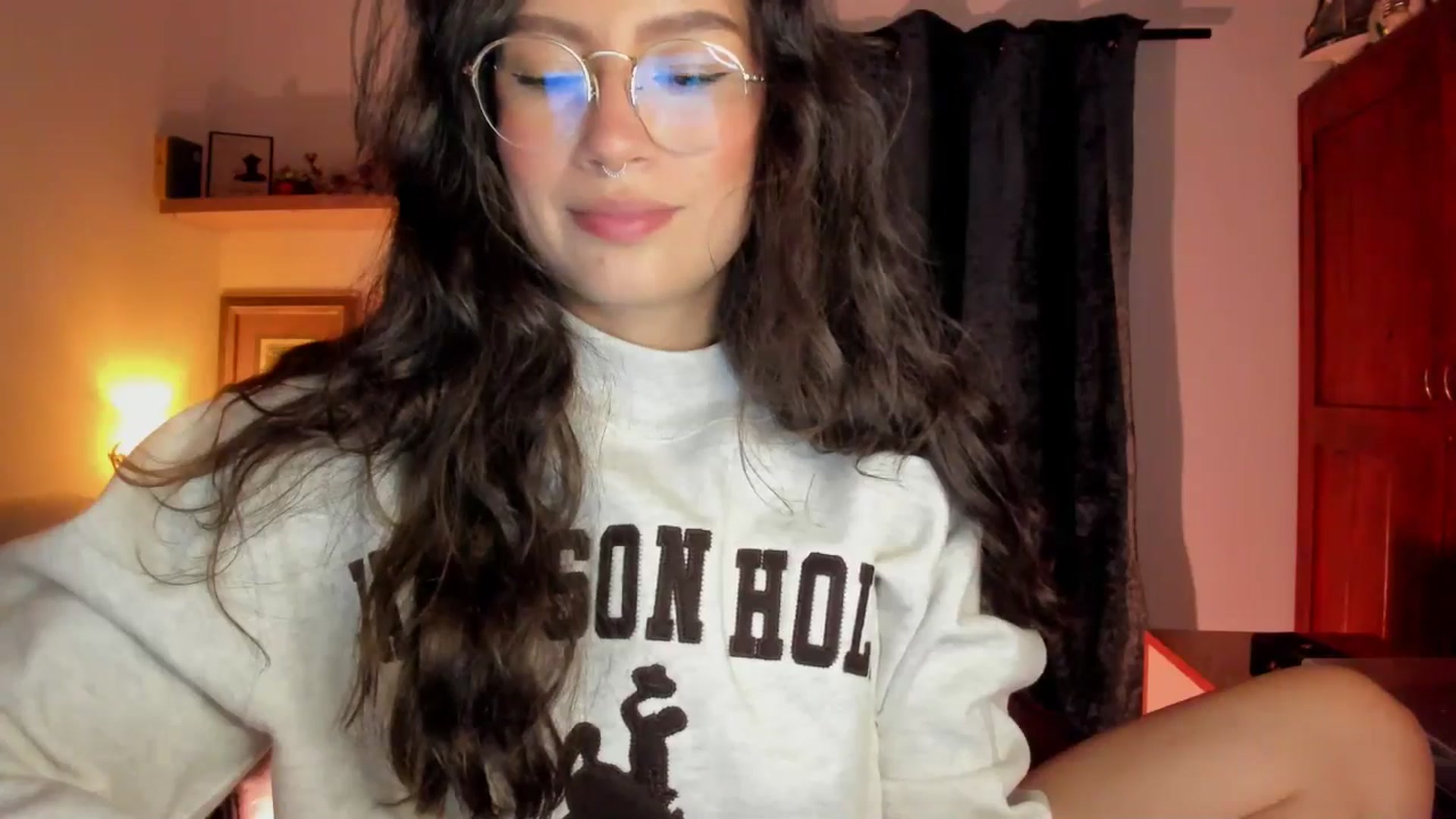Gallery image thumbnail from Lindsoft's myfreecams stream on, 04/09/2026, 03:14 image 8 of 20