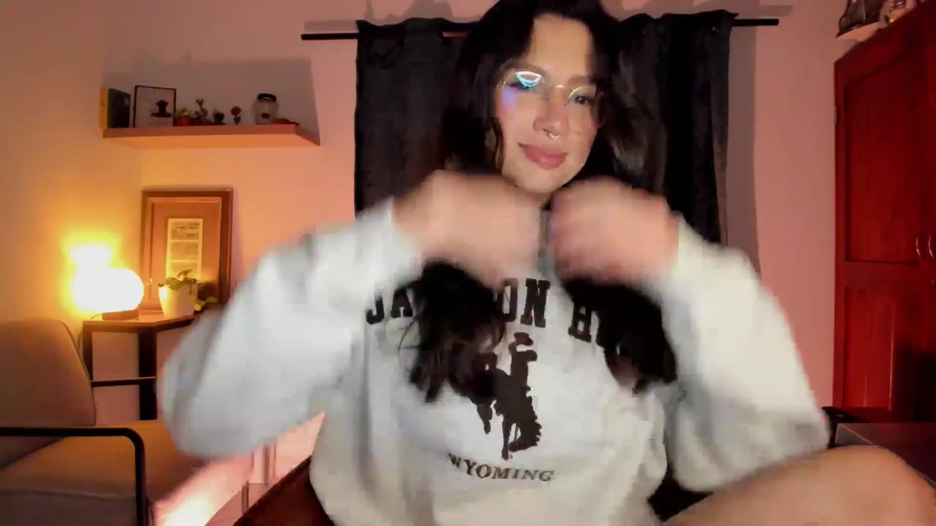 Gallery image thumbnail from Lindsoft's myfreecams stream on, 04/09/2026, 03:14 image 3 of 20