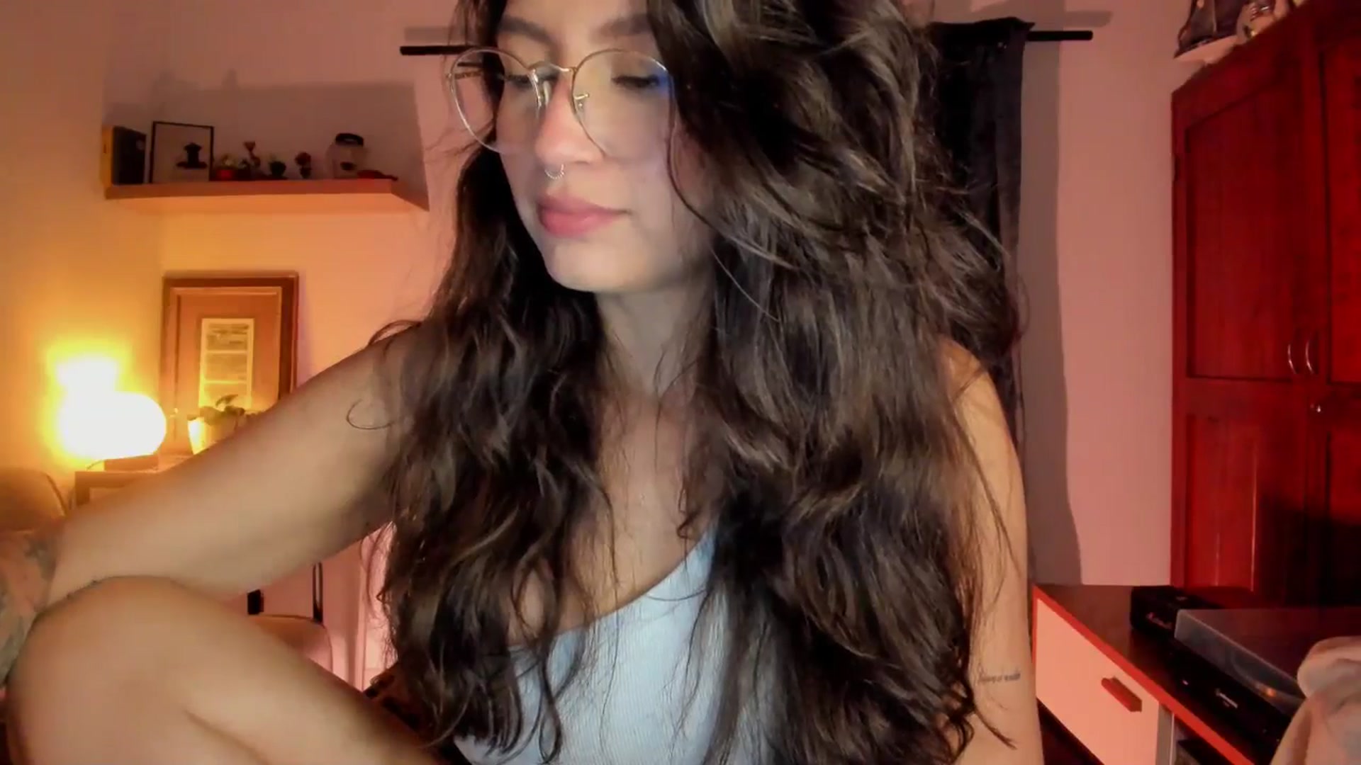 Gallery image thumbnail from Lindsoft's myfreecams stream on, 04/09/2026, 04:15 image 5 of 20