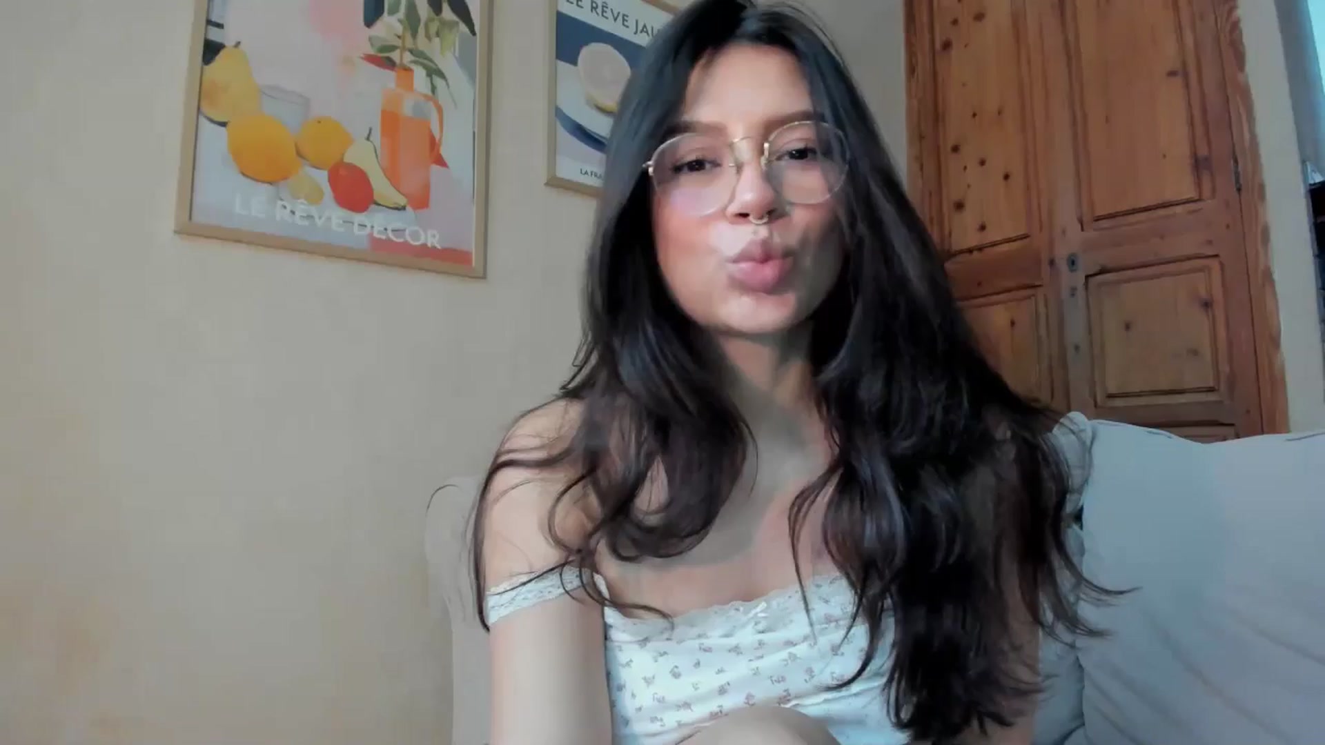 Gallery image thumbnail from Lindsoft's myfreecams stream on, 04/21/2026, 07:01 image 20 of 20
