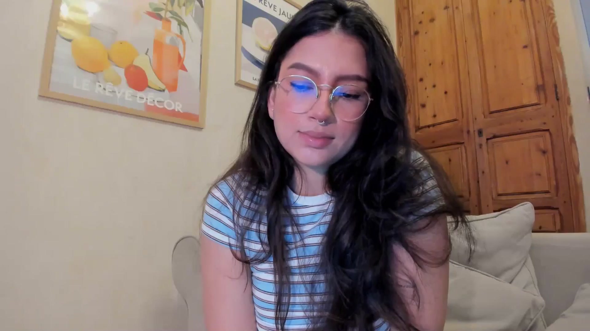 Gallery image thumbnail from Lindsoft's myfreecams stream on, 04/22/2026, 06:22 image 8 of 20