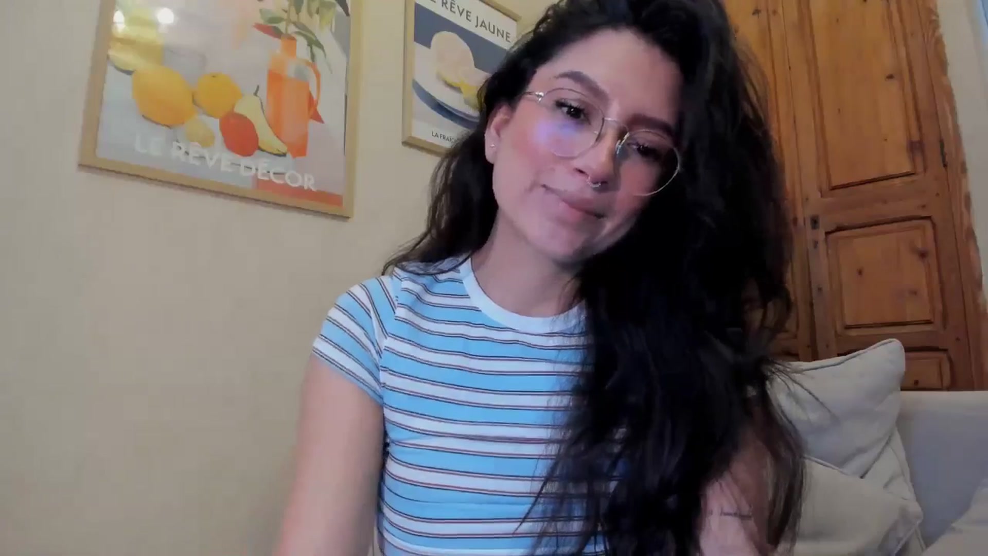 Gallery image thumbnail from Lindsoft's myfreecams stream on, 04/22/2026, 06:22 image 18 of 20