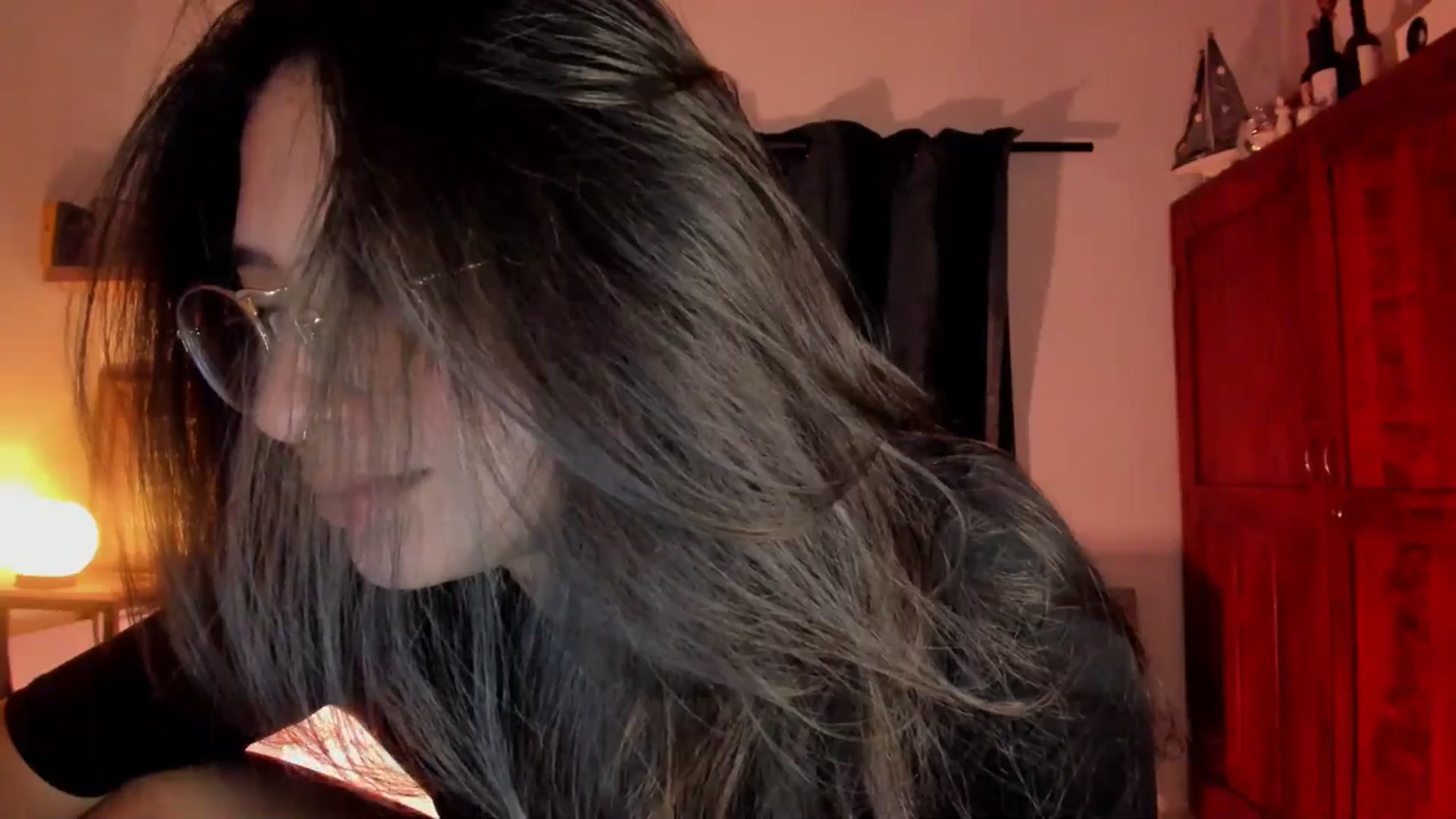 Gallery image thumbnail from Lindsoft's myfreecams stream on, 04/29/2026, 06:01 image 15 of 20