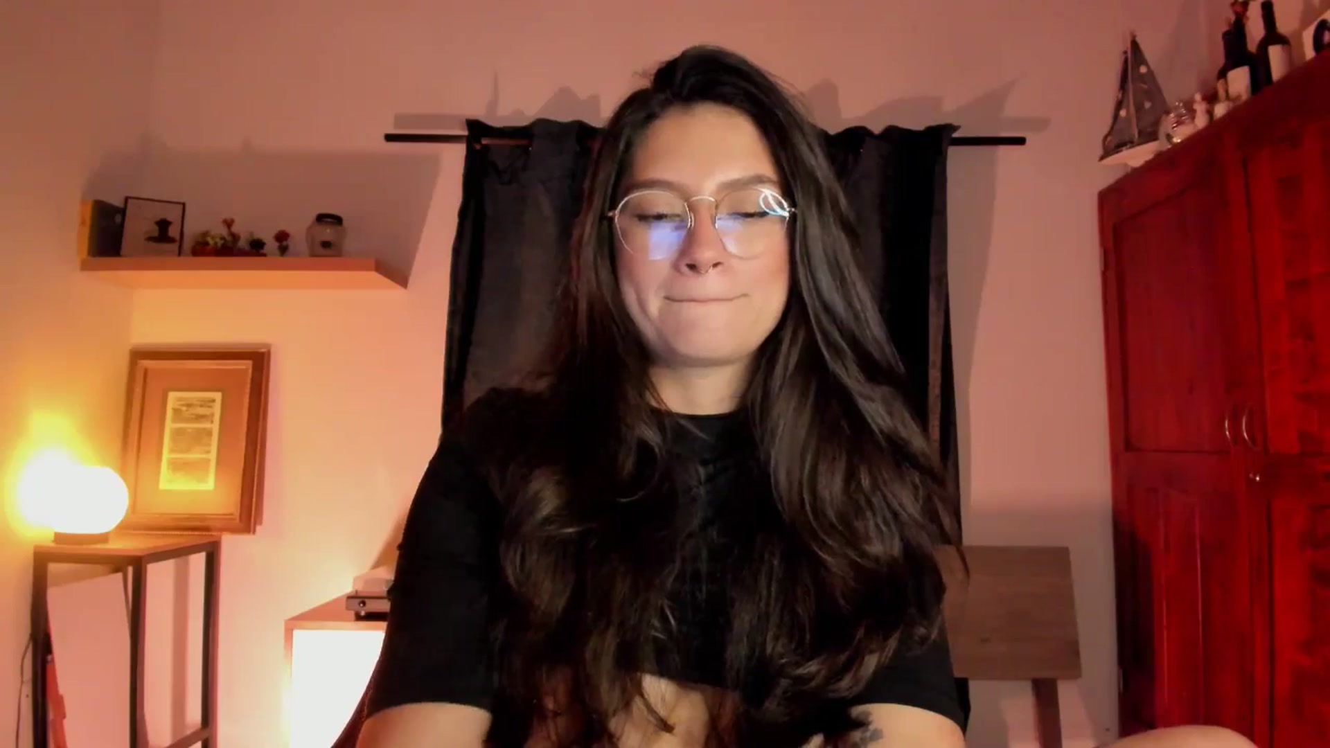 Gallery image thumbnail from Lindsoft's myfreecams stream on, 04/29/2026, 06:01 image 20 of 20