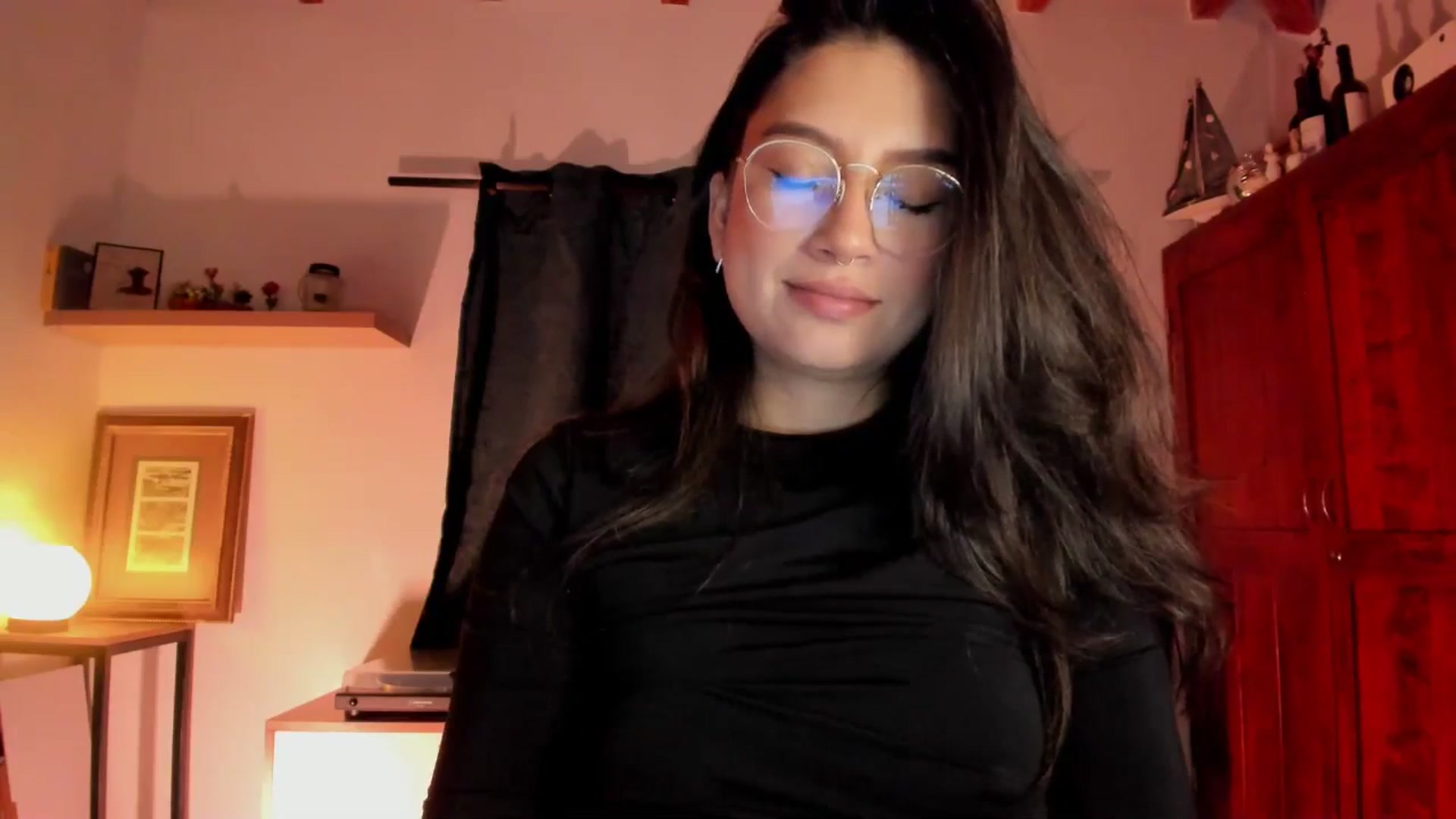 Gallery image thumbnail from Lindsoft's myfreecams stream on, 04/29/2026, 06:01 image 9 of 20