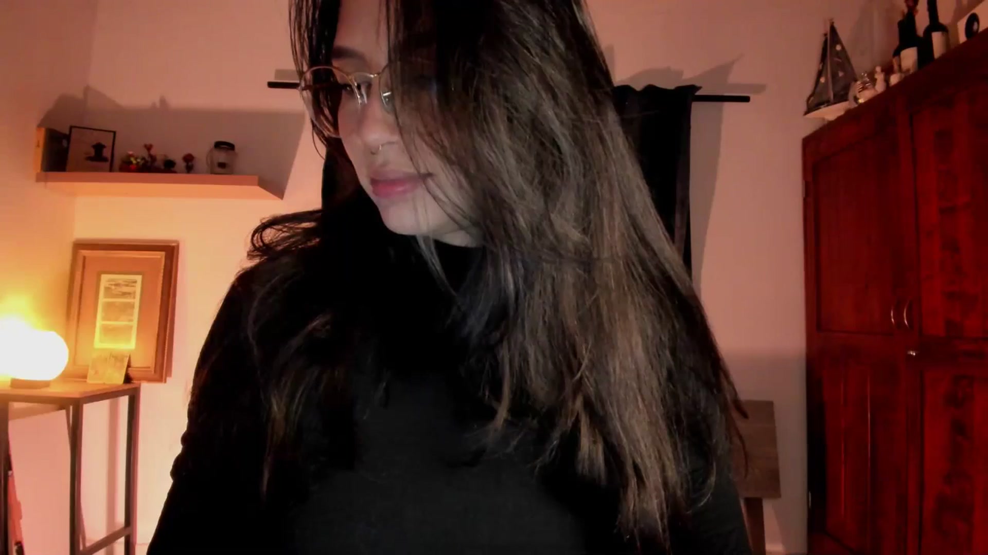 Gallery image thumbnail from Lindsoft's myfreecams stream on, 05/01/2026, 04:25 image 3 of 20