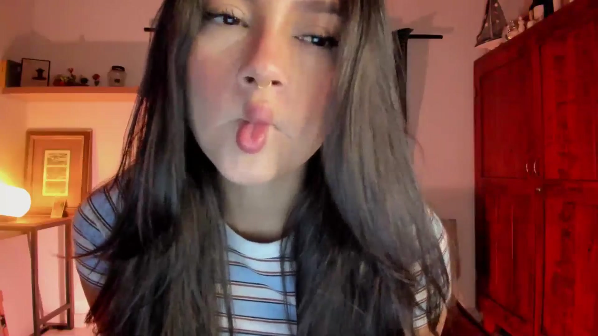 Gallery image thumbnail from Lindsoft's myfreecams stream on, 05/07/2026, 24:47 image 2 of 20