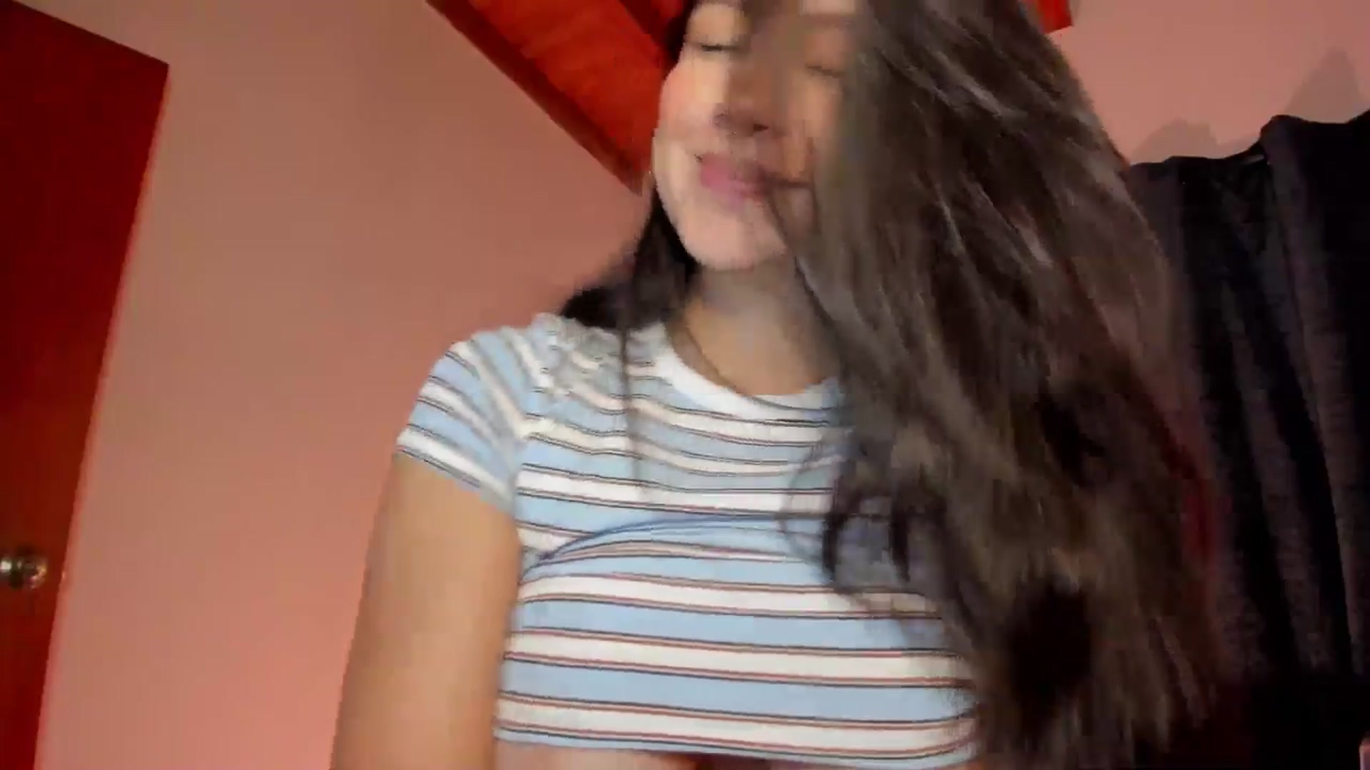 Gallery image thumbnail from Lindsoft's myfreecams stream on, 05/07/2026, 01:06 image 11 of 20