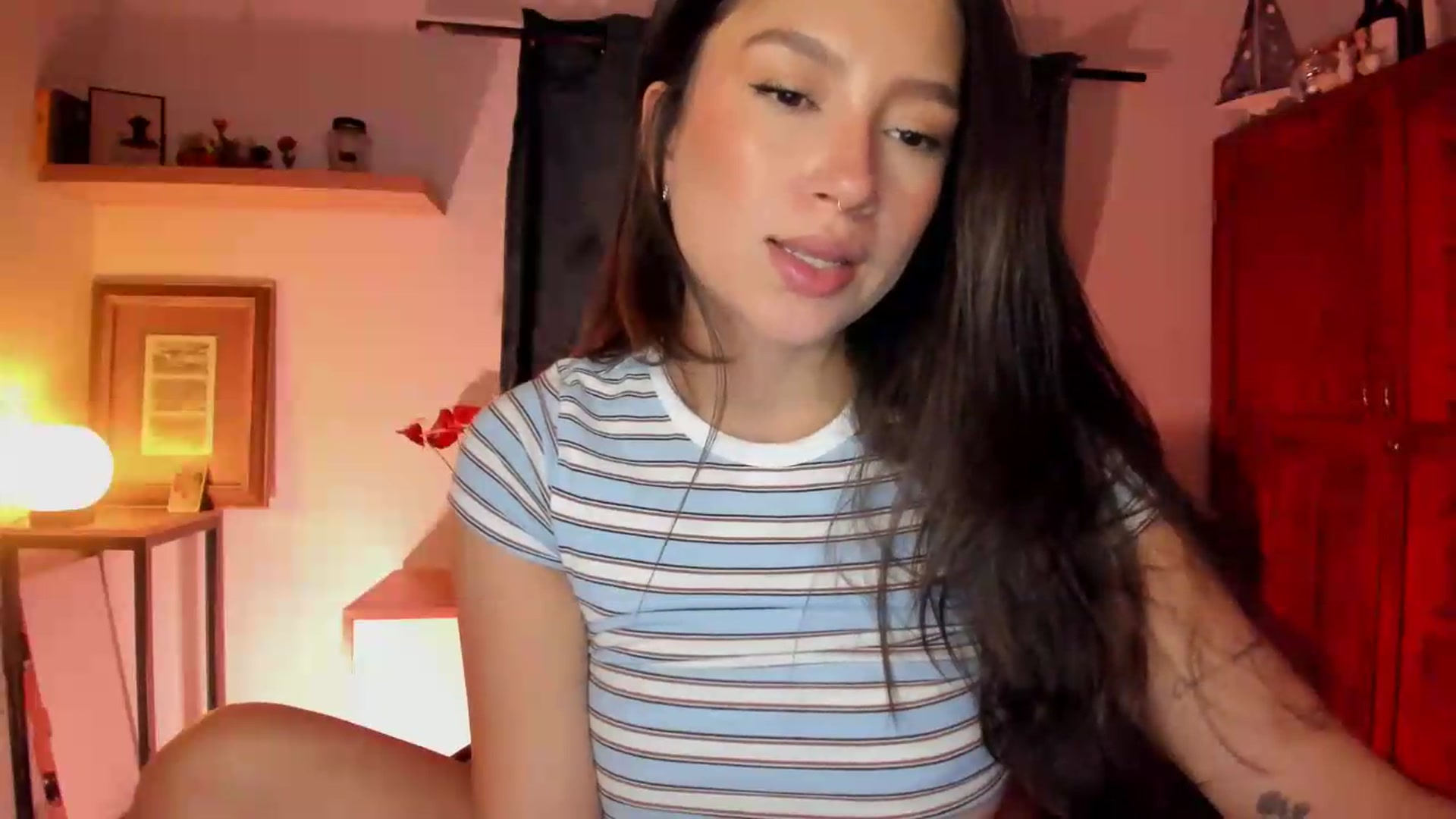 Gallery image thumbnail from Lindsoft's myfreecams stream on, 05/13/2026, 04:21 image 20 of 20