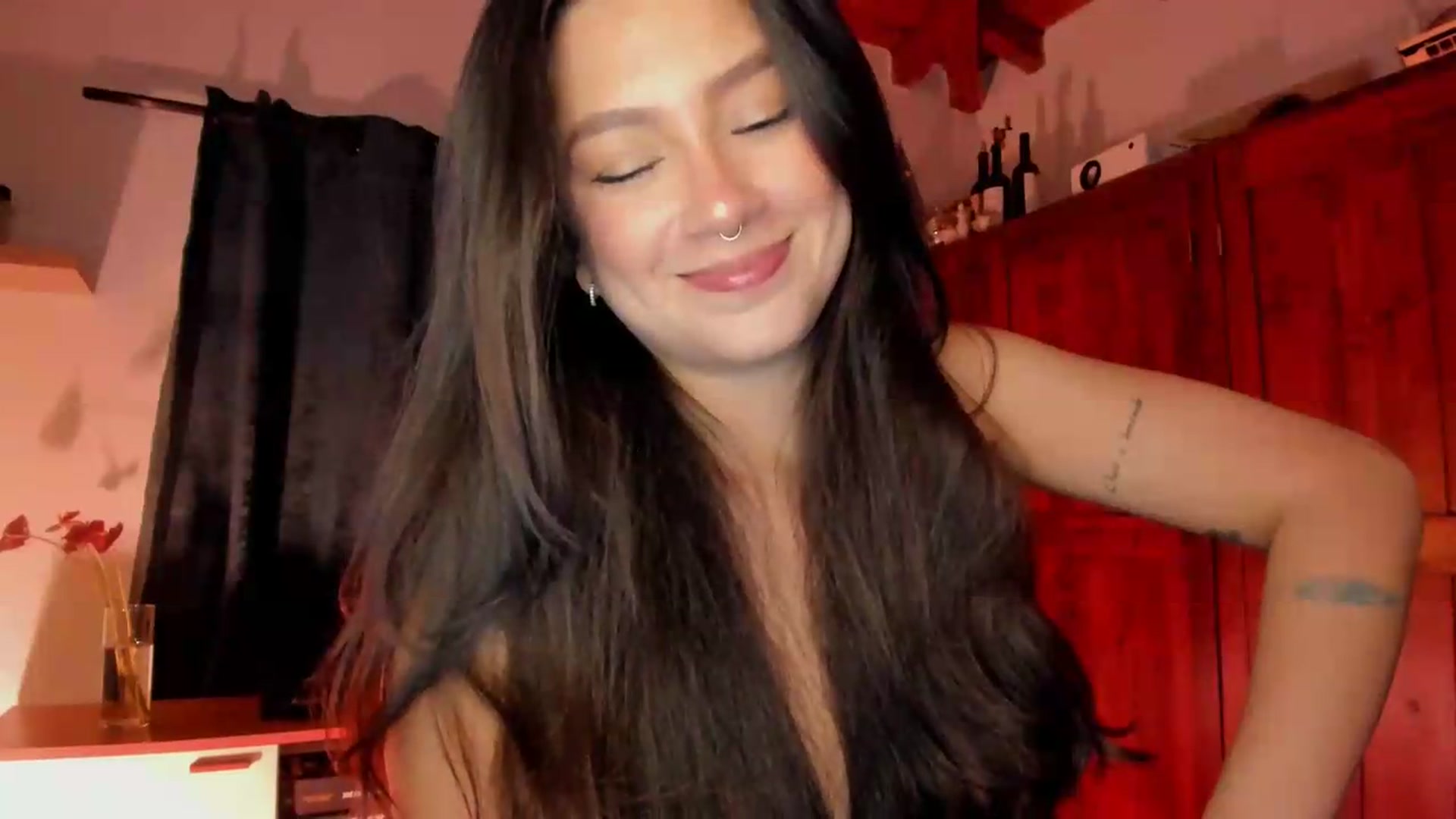 Gallery image thumbnail from Lindsoft's myfreecams stream on, 05/21/2026, 04:13 image 15 of 20