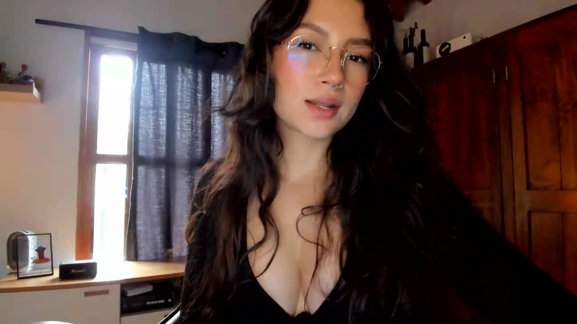Gallery image thumbnail from Lindsoft's myfreecams stream on, 07/09/2026, 20:03 image 17 of 20