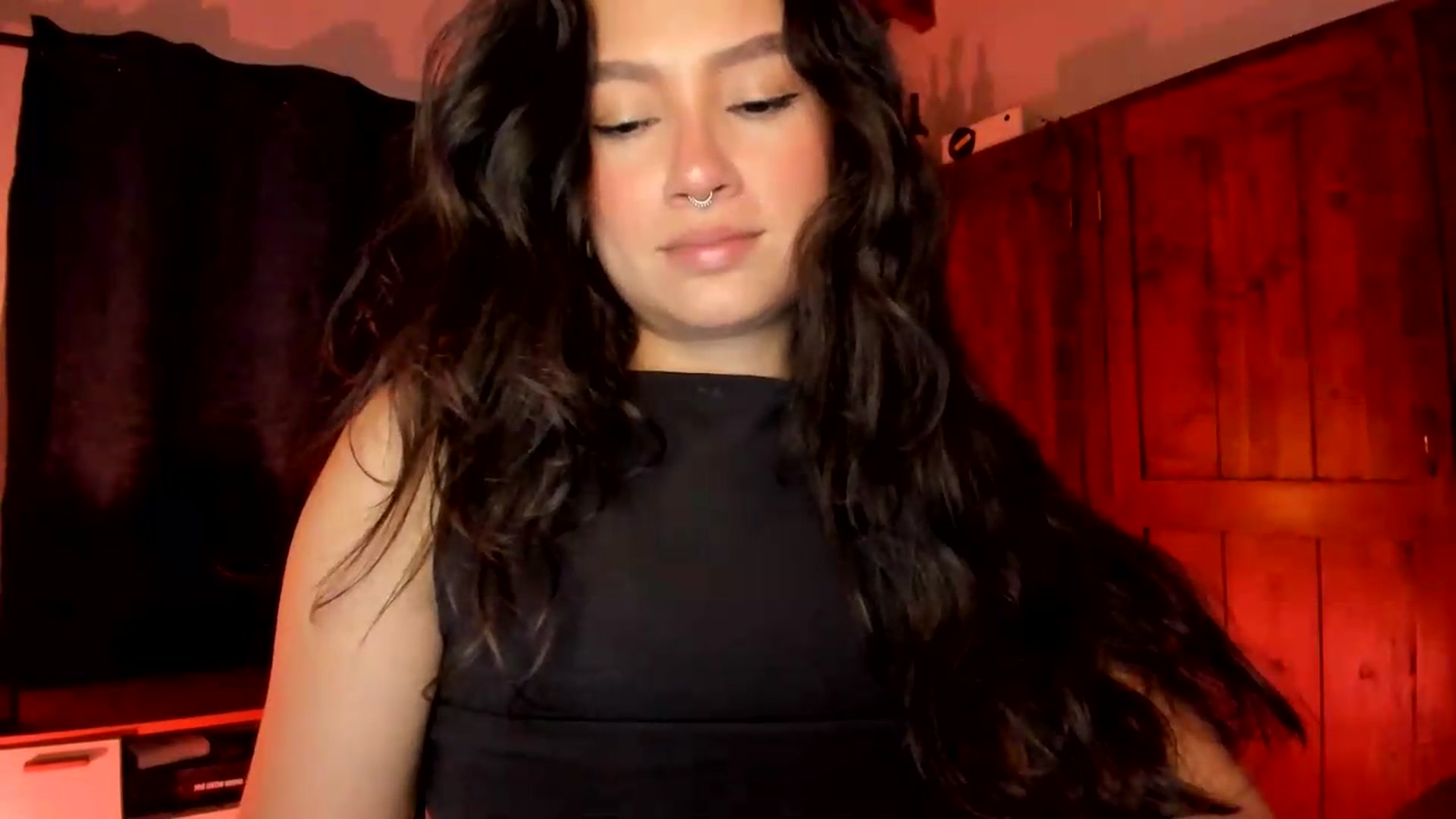 Gallery image thumbnail from Lindsoft's myfreecams stream on, 07/16/2026, 03:26 image 3 of 20