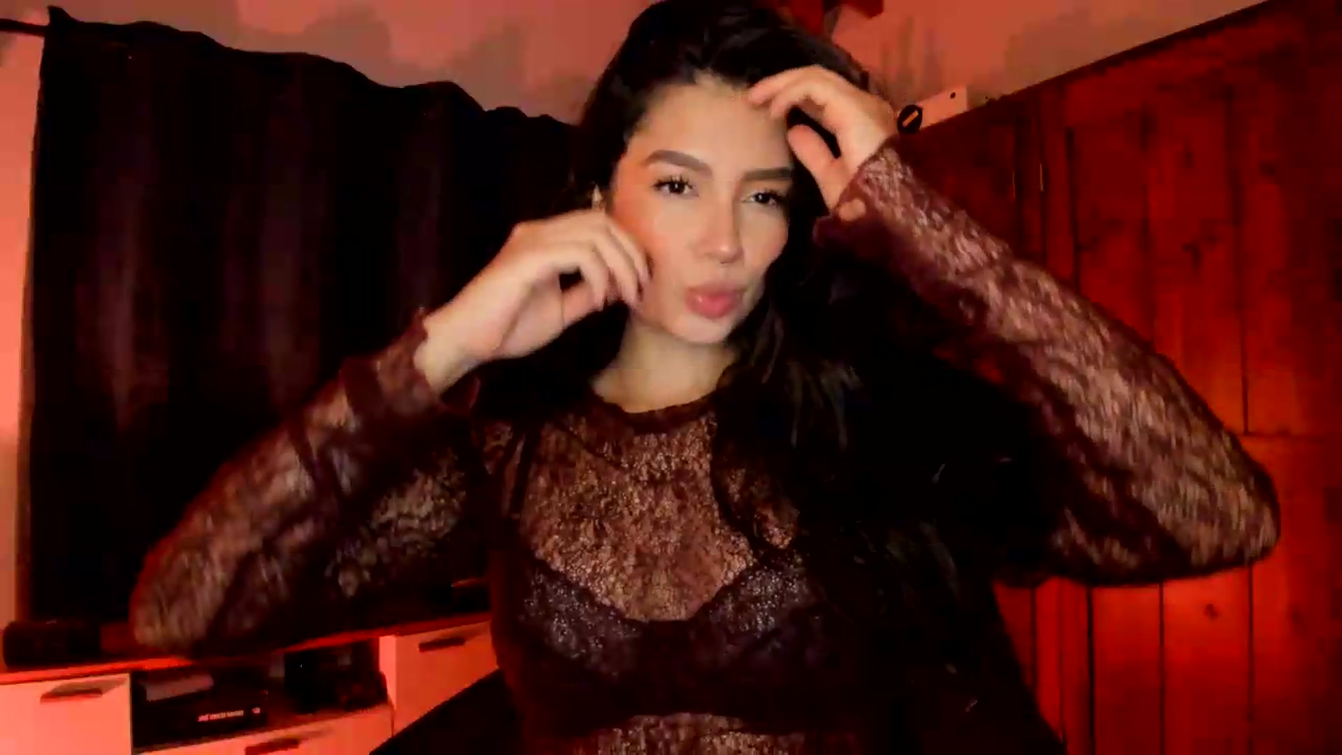 Gallery image thumbnail from Lindsoft's myfreecams stream on, 07/22/2026, 02:17 image 2 of 20