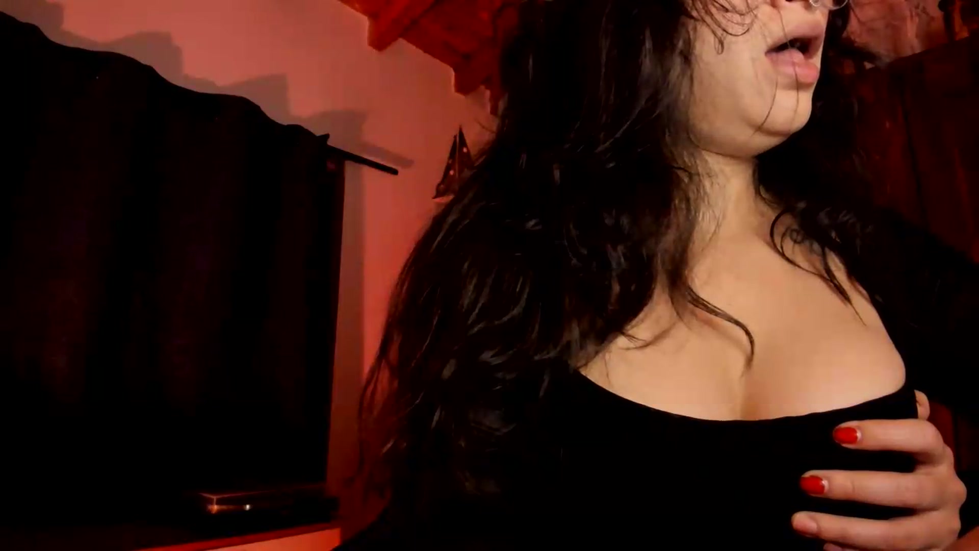 Gallery image thumbnail from Lindsoft's myfreecams stream on, 08/11/2026, 03:49 image 15 of 20