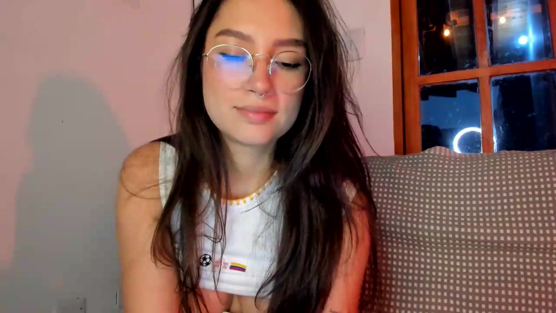 Gallery image thumbnail from Lindsoft's myfreecams stream on, 08/21/2026, 24:27 image 6 of 20