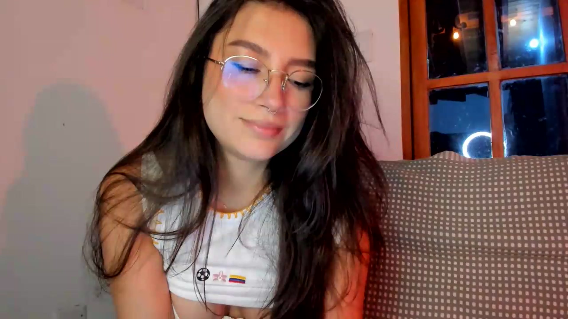 Gallery image thumbnail from Lindsoft's myfreecams stream on, 08/21/2026, 24:27 image 11 of 20