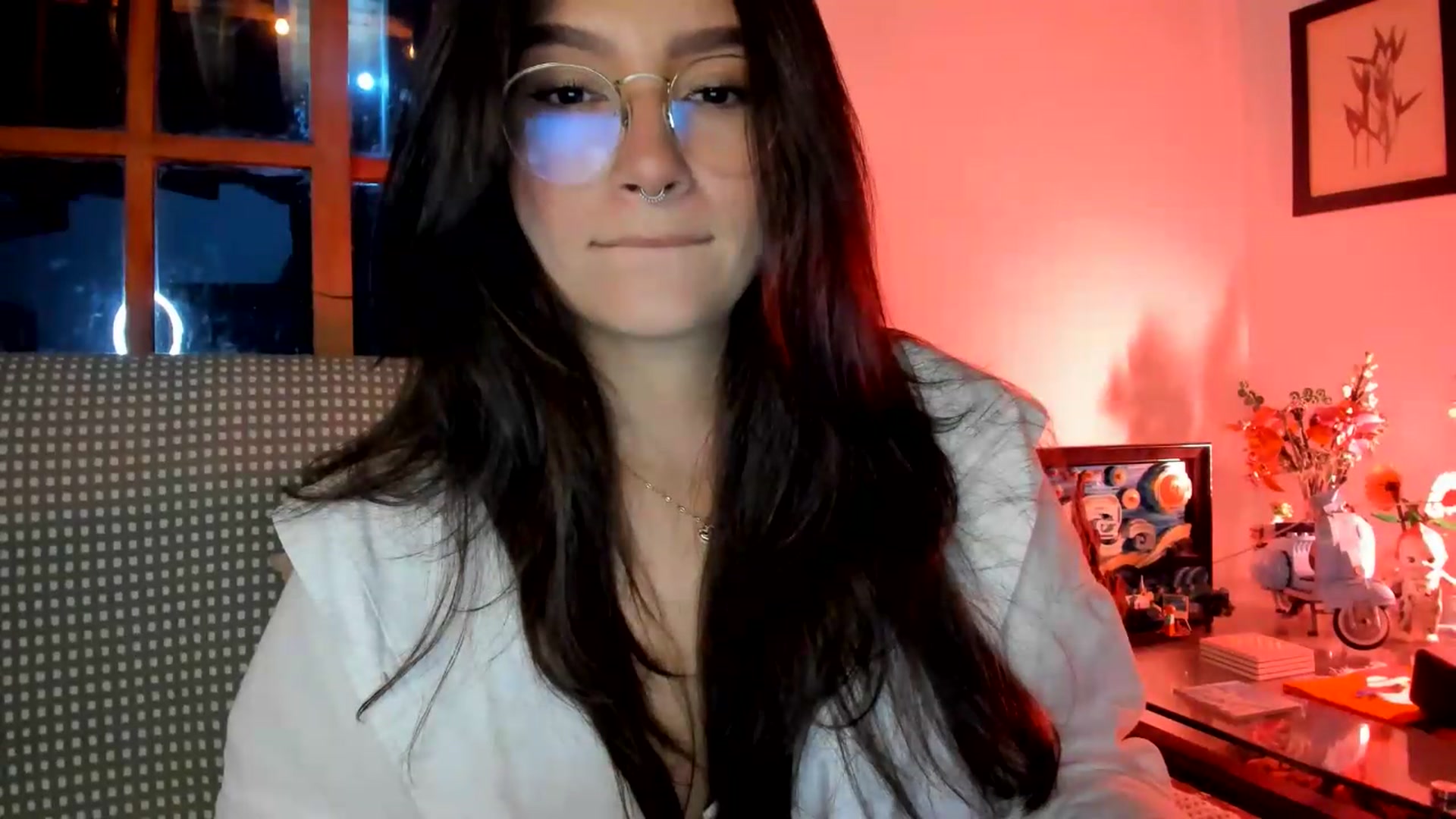 Gallery image thumbnail from Lindsoft's myfreecams stream on, 08/22/2026, 24:36 image 18 of 20