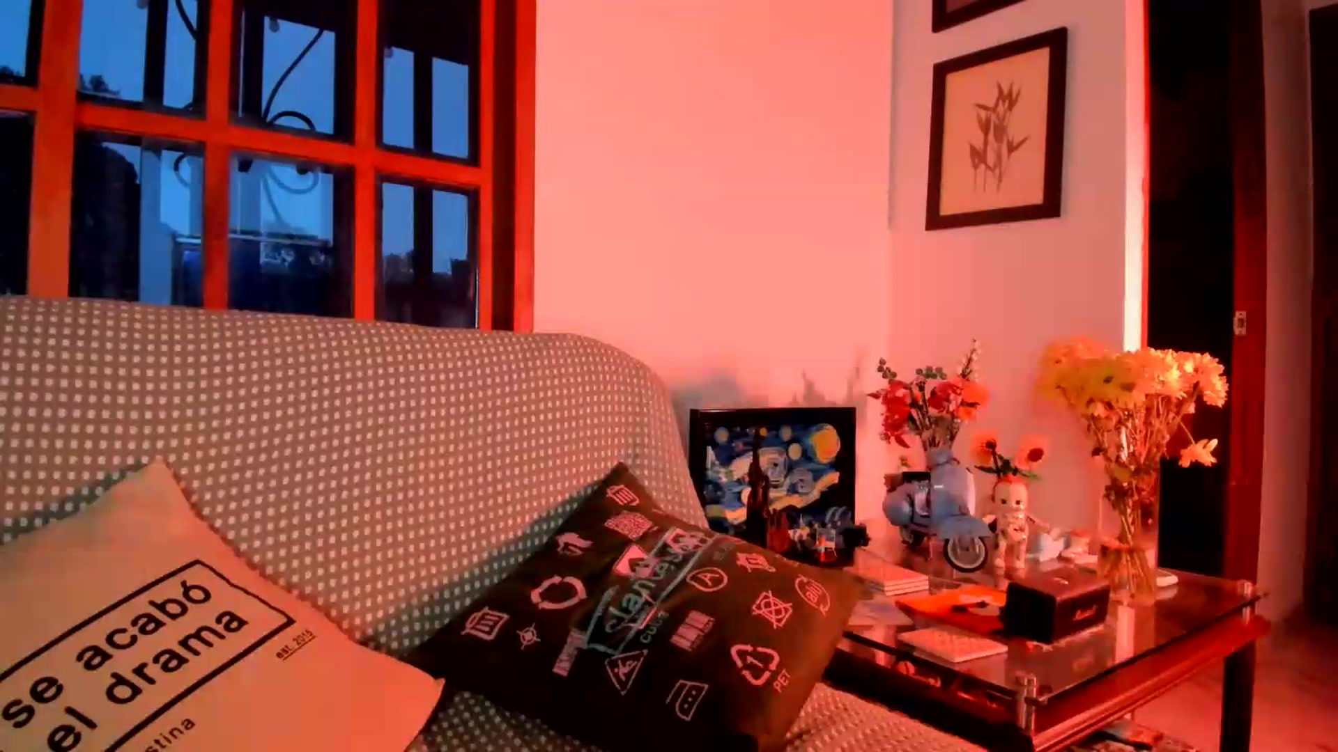 Gallery image thumbnail from Lindsoft's myfreecams stream on, 08/23/2026, 24:05 image 15 of 20